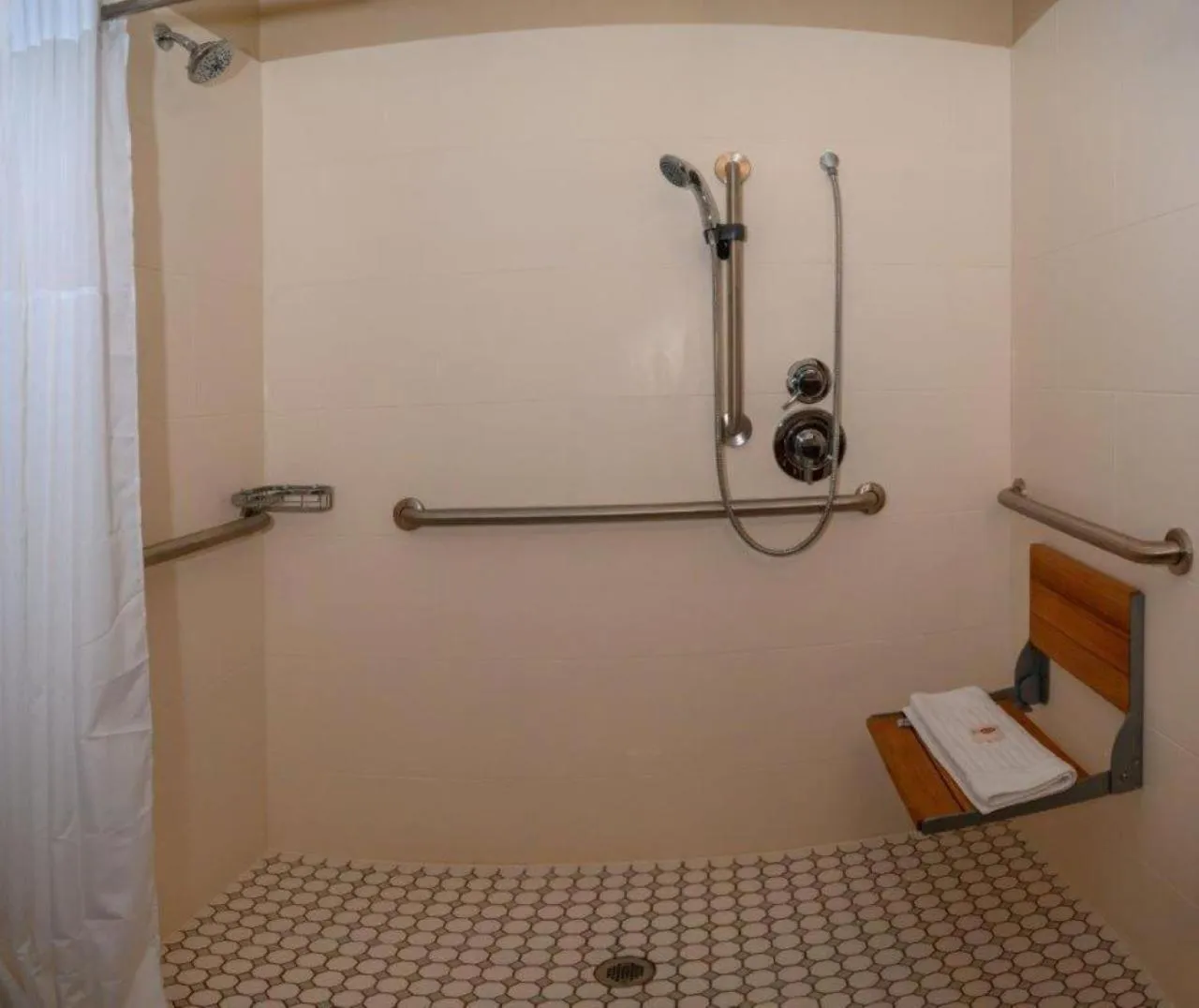 Bathroom in Comfort Inn & Suites Patriots Point