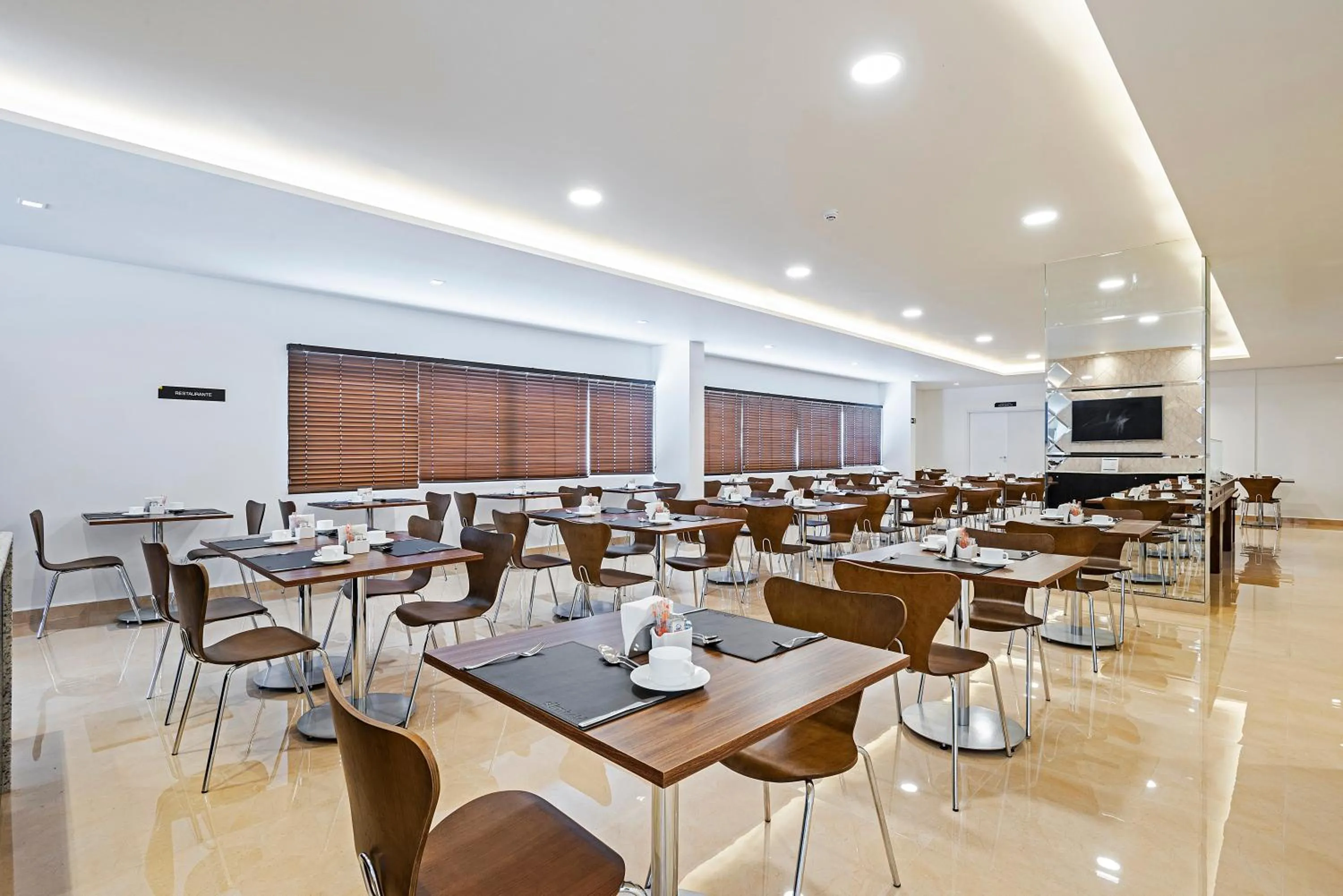 Restaurant/places to eat in Slim Curitiba João Bettega