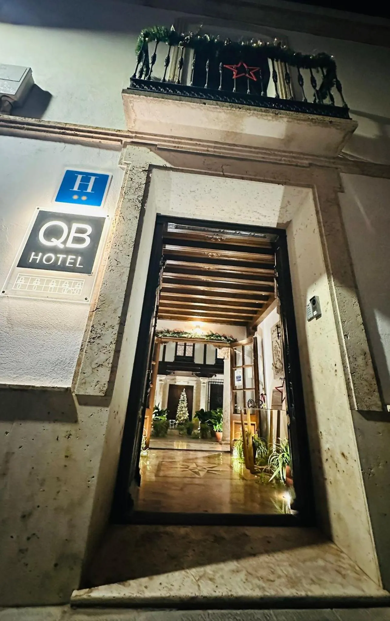 Hotel QB Almagro Centro