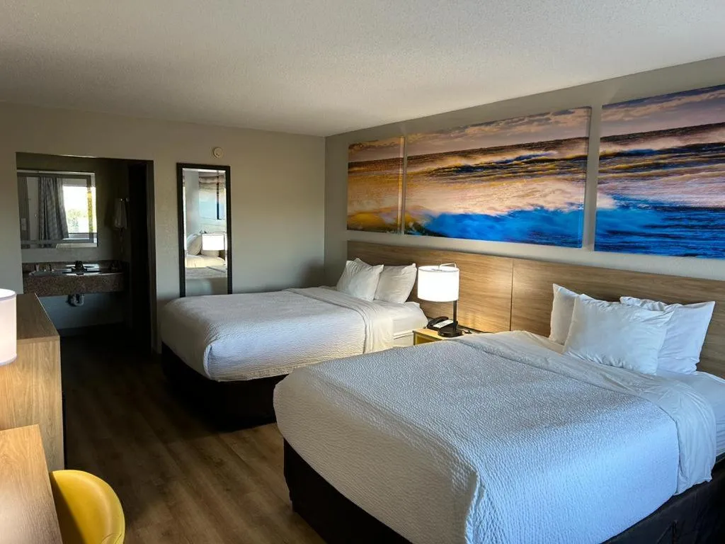 Bed in Days Inn by Wyndham St George