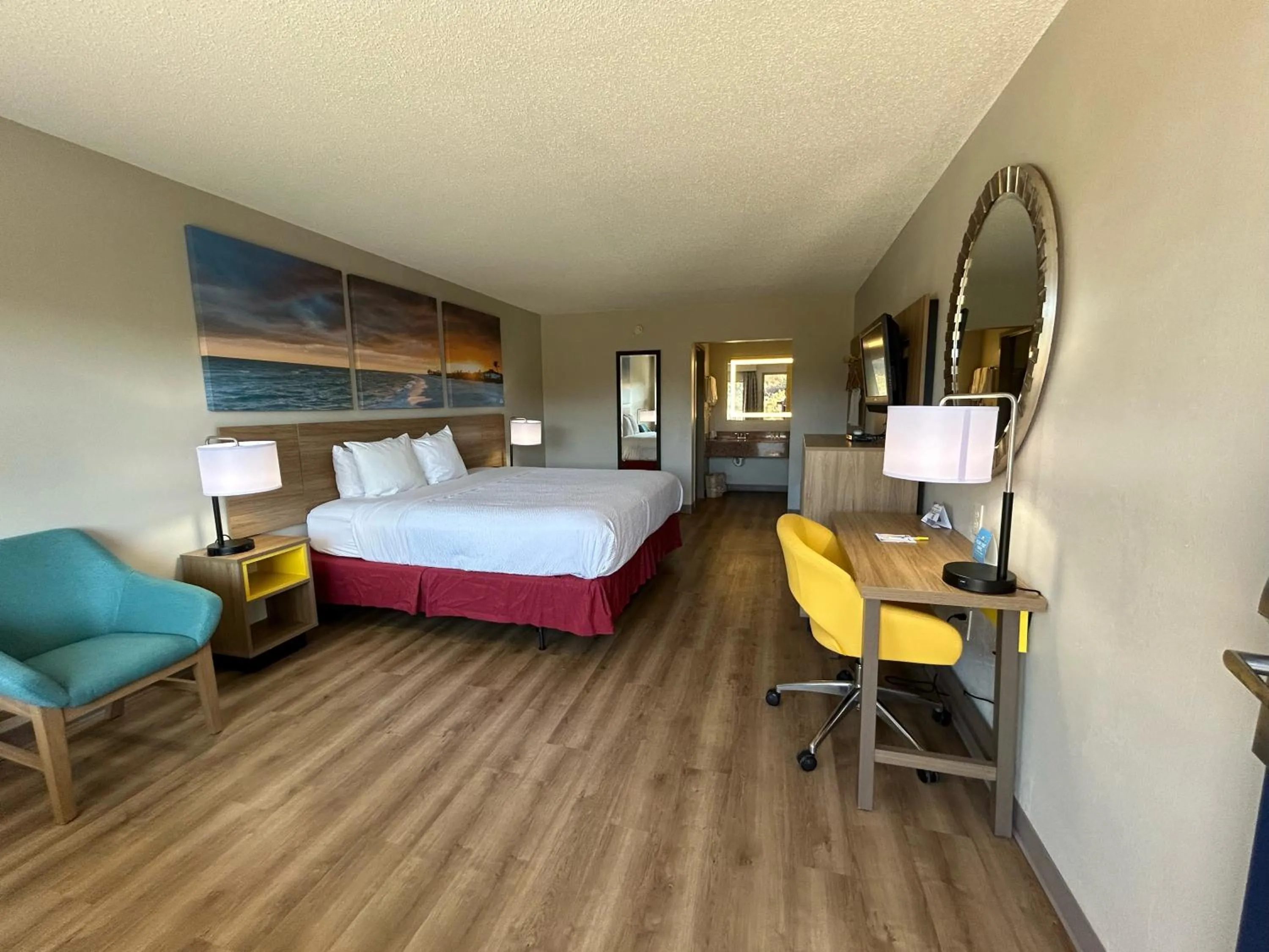 Bed in Days Inn by Wyndham St George