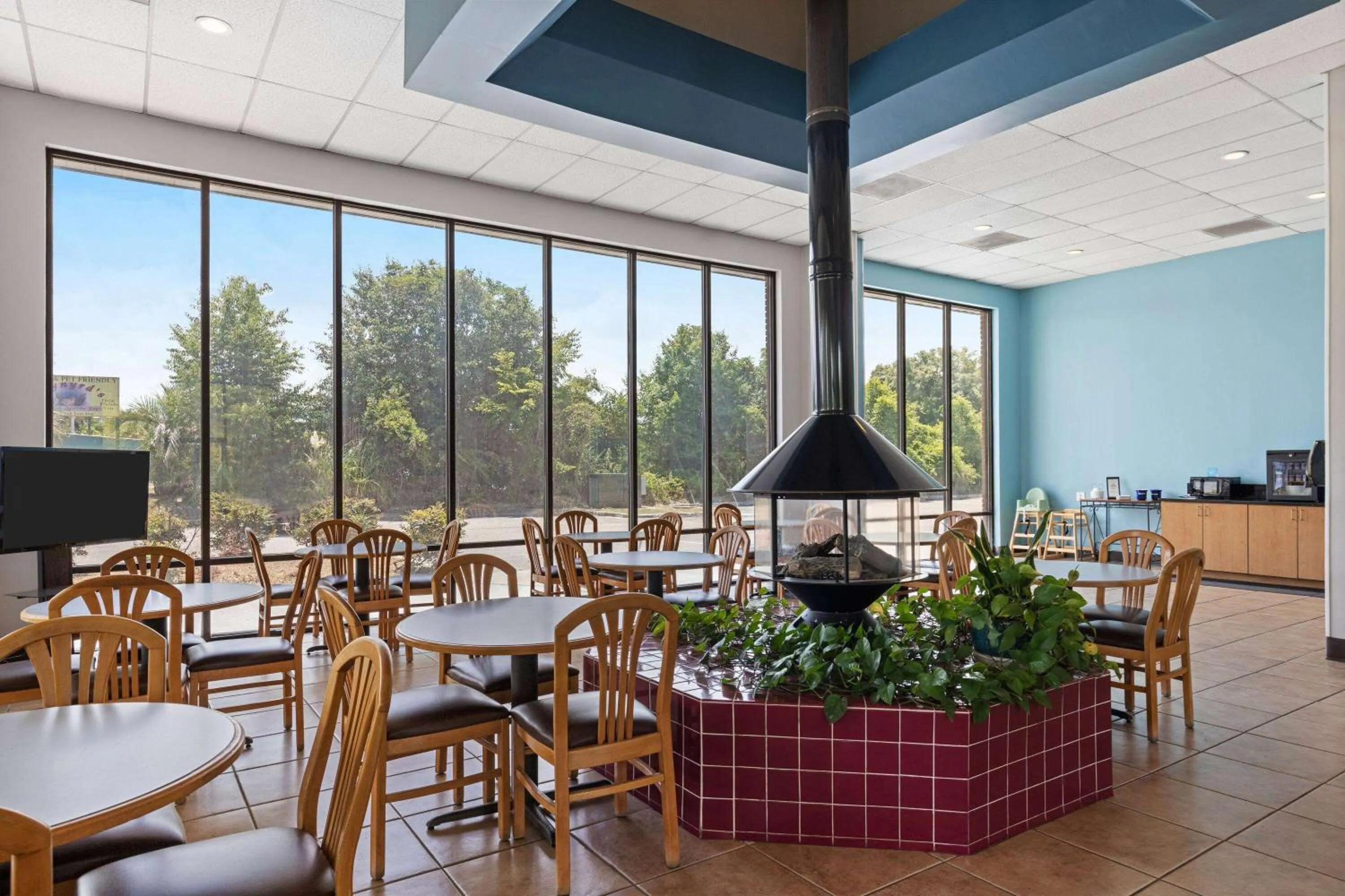 Breakfast in Days Inn by Wyndham St George