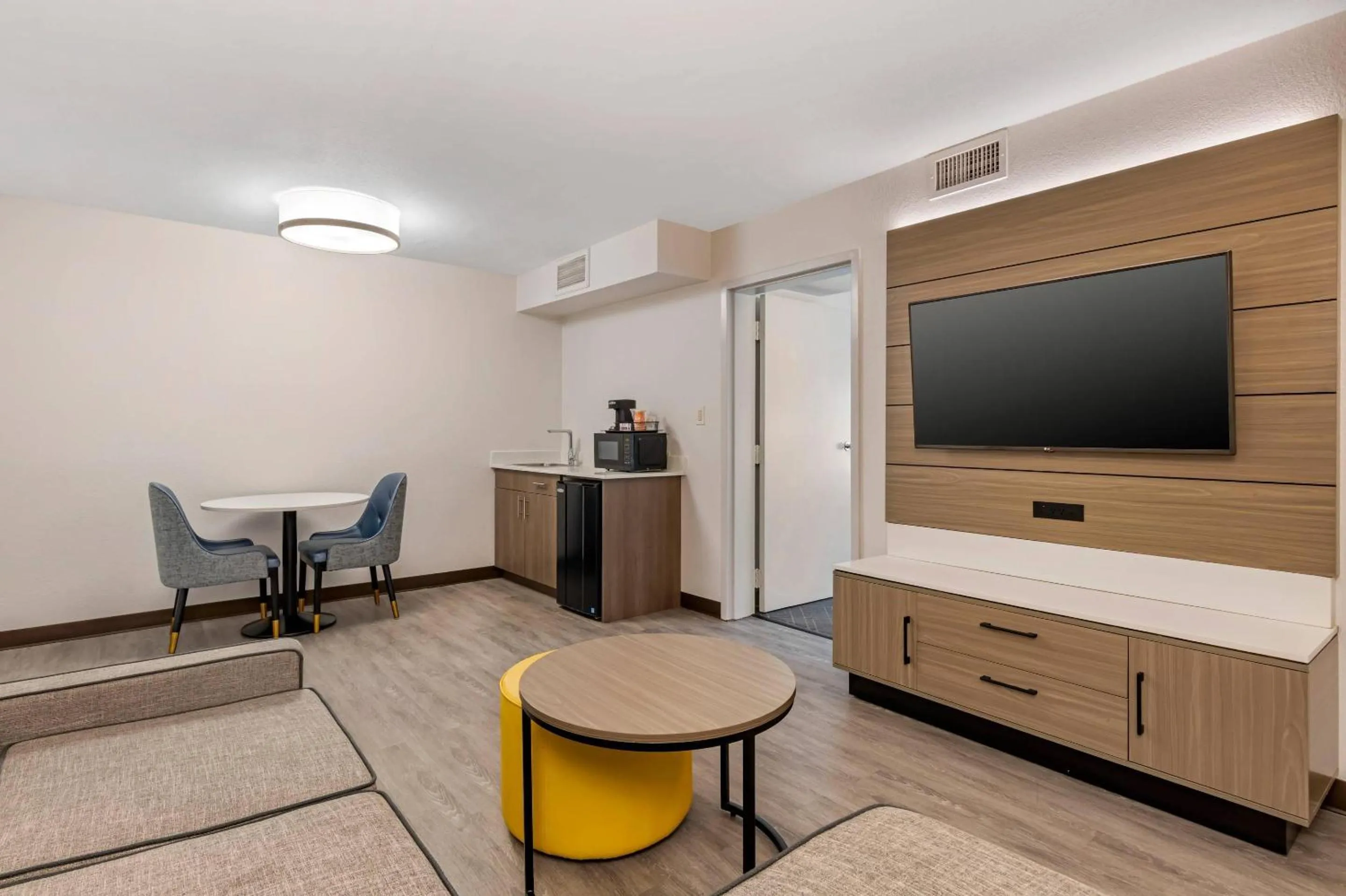 Bedroom in Comfort Inn & Suites Clemson - University Area