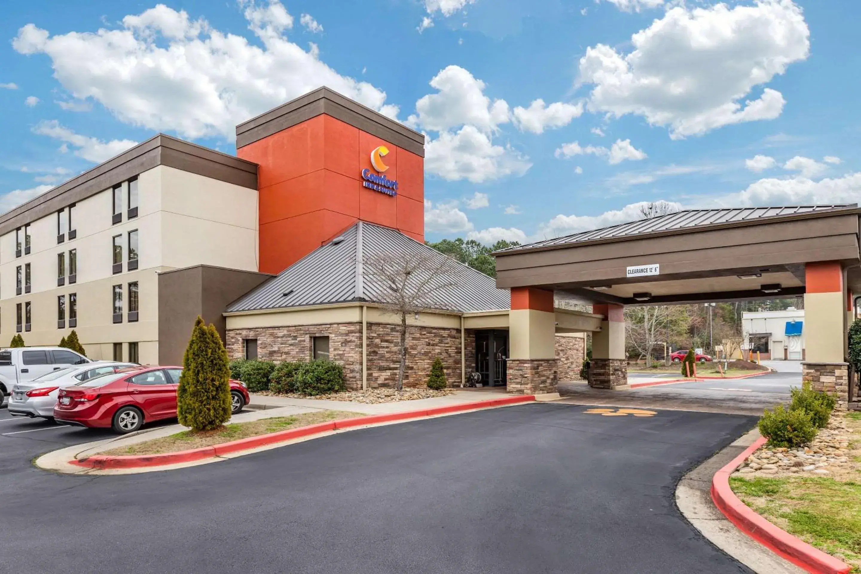 Property building in Comfort Inn & Suites Clemson - University Area Property building in Comfort Inn & Suites Clemson - University Area