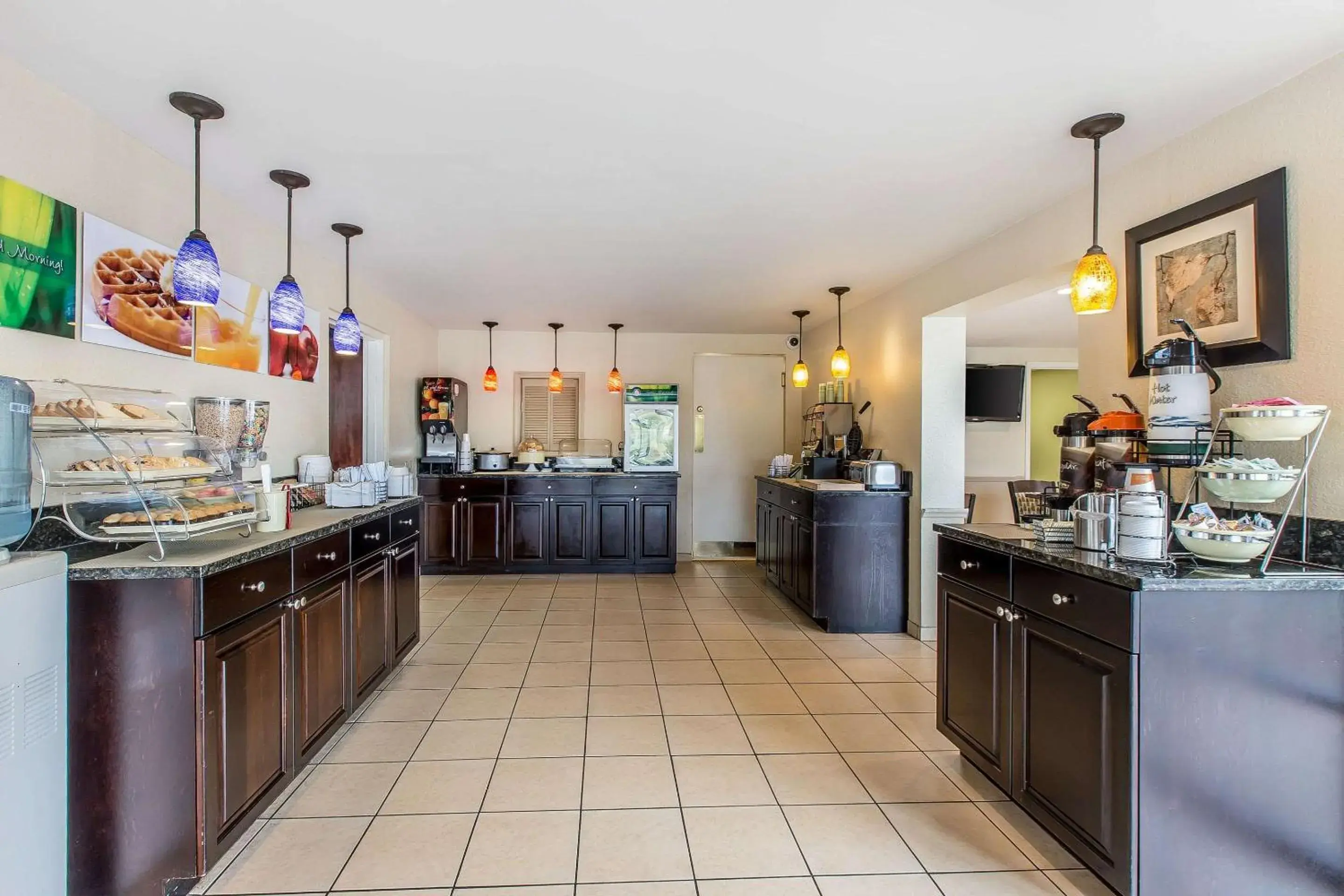 Restaurant/places to eat in Quality Inn & Suites Easley - Greenville Restaurant/places to eat in Quality Inn & Suites Easley - Greenville