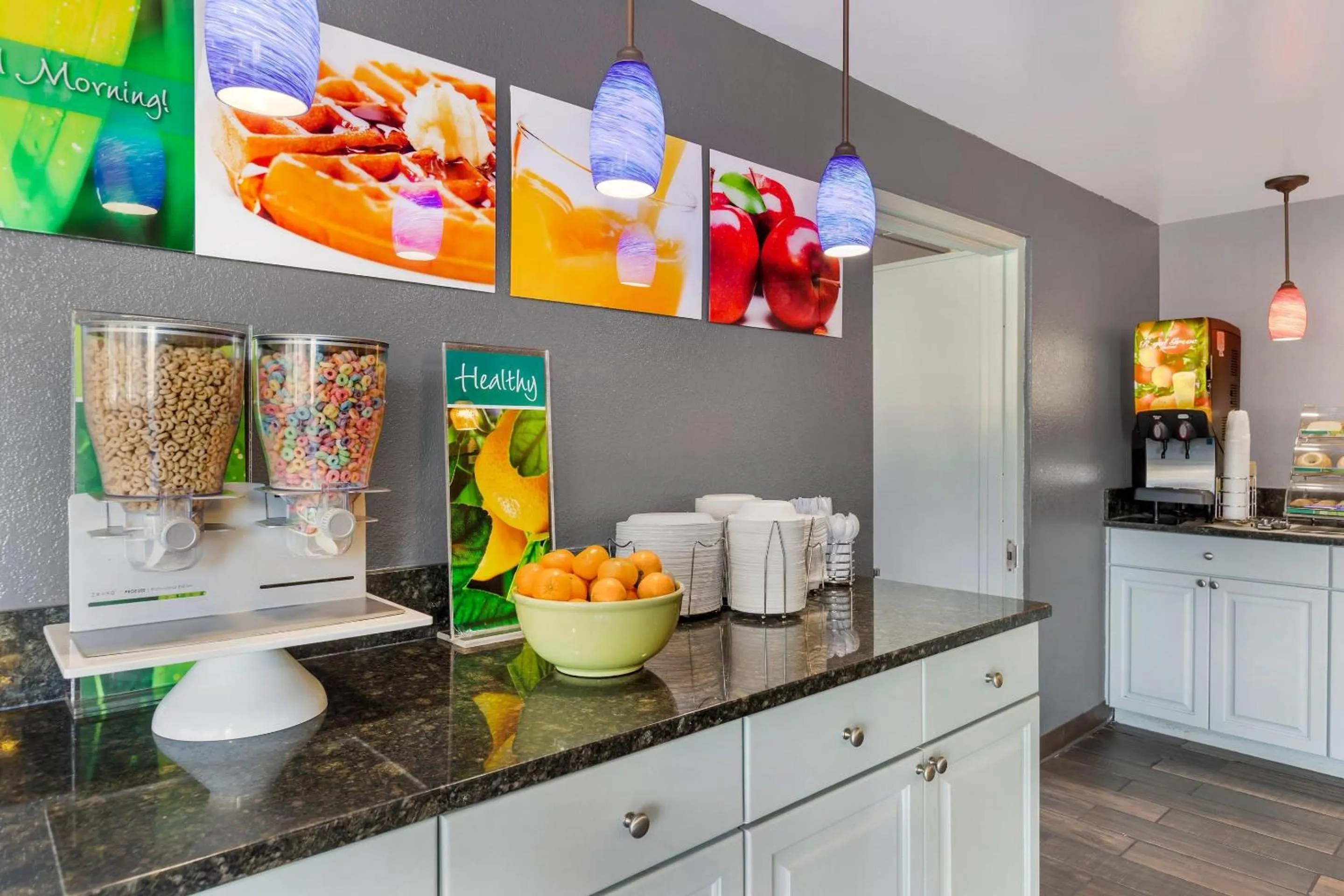 Breakfast in Quality Inn & Suites Easley - Greenville