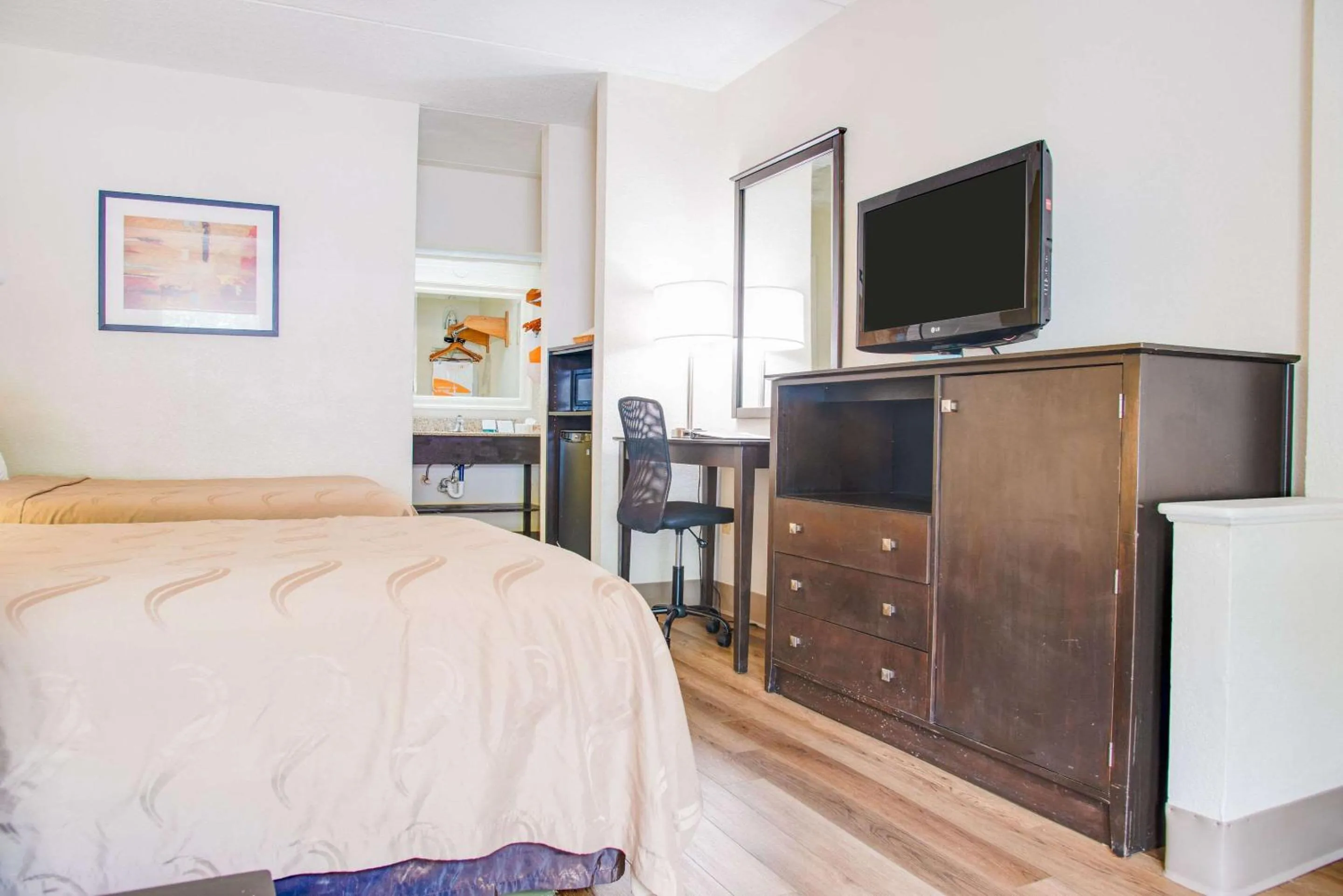 Bedroom, Bed in Quality Inn & Suites Aiken East