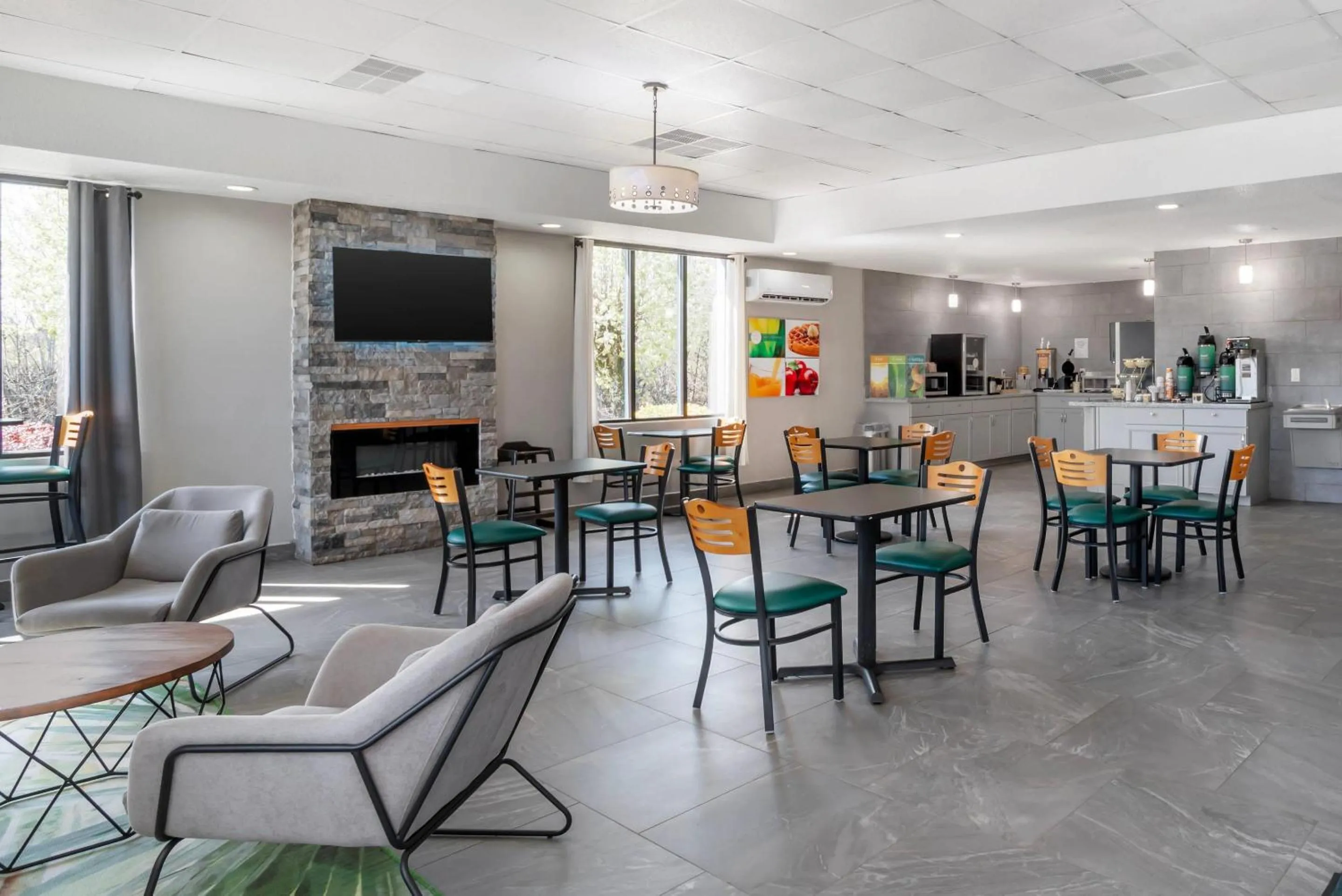 Breakfast in Quality Inn Simpsonville-Greenville