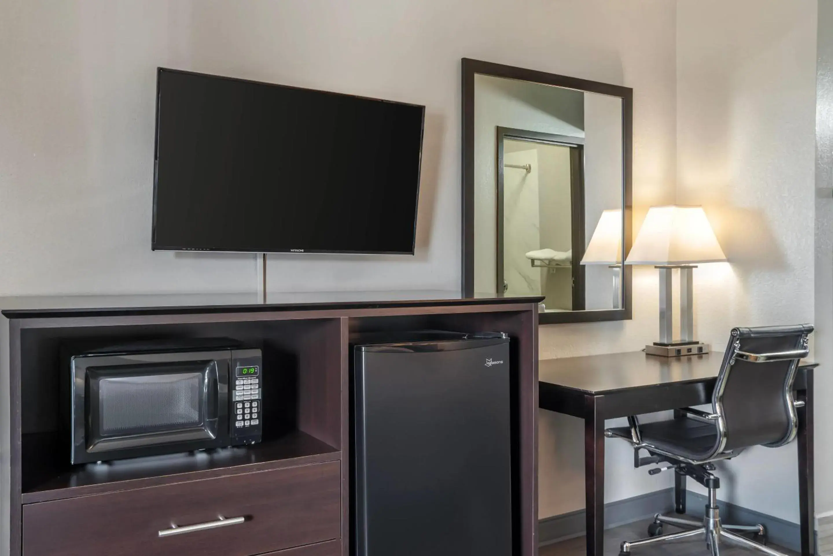 Bedroom in Quality Inn Simpsonville-Greenville Bedroom in Quality Inn Simpsonville-Greenville