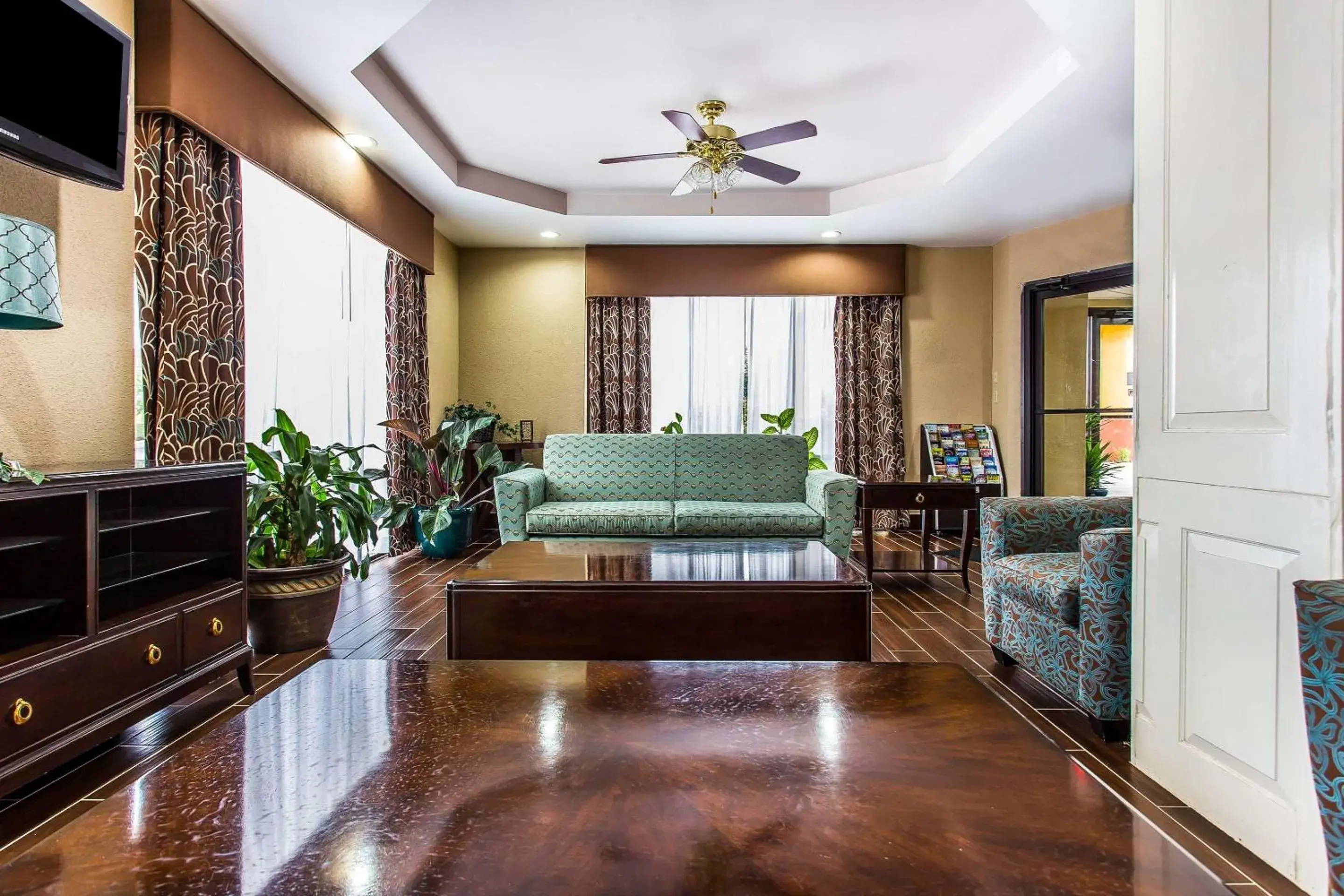 Lobby or reception in Quality Inn & Suites Orangeburg Lobby or reception in Quality Inn & Suites Orangeburg