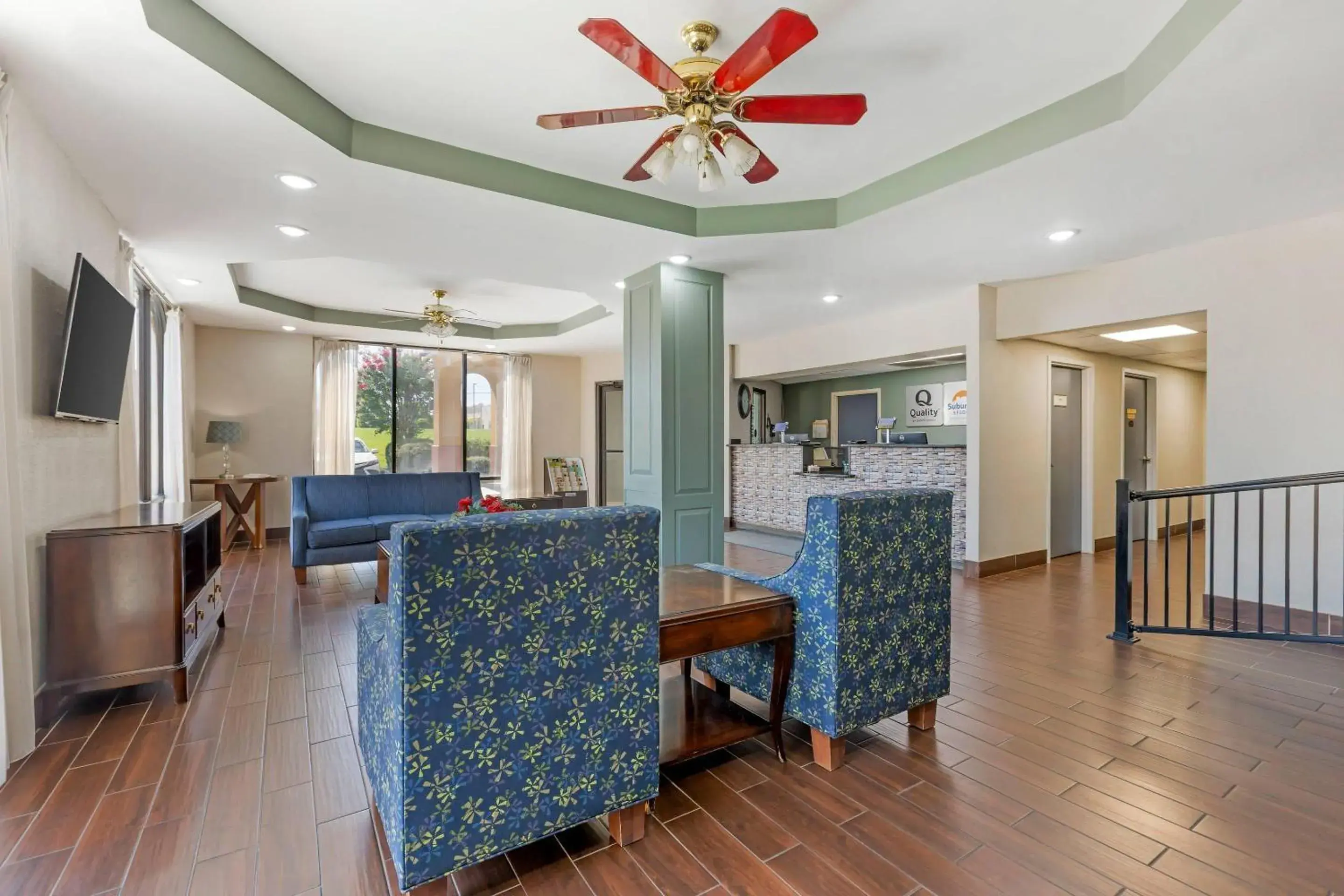 Lobby or reception in Quality Inn & Suites Orangeburg Lobby or reception in Quality Inn & Suites Orangeburg