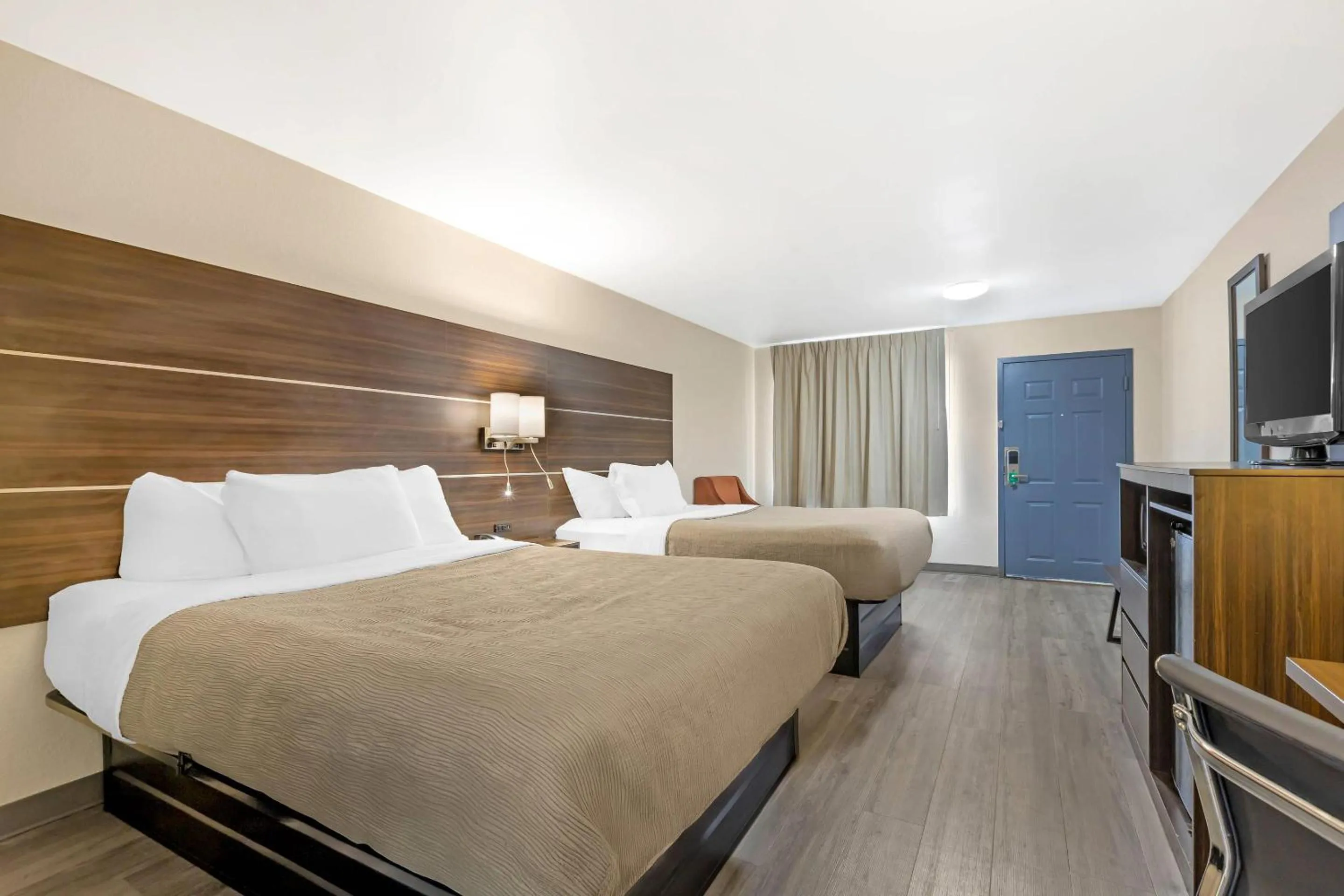 Bedroom, Bed in Quality Inn & Suites Orangeburg