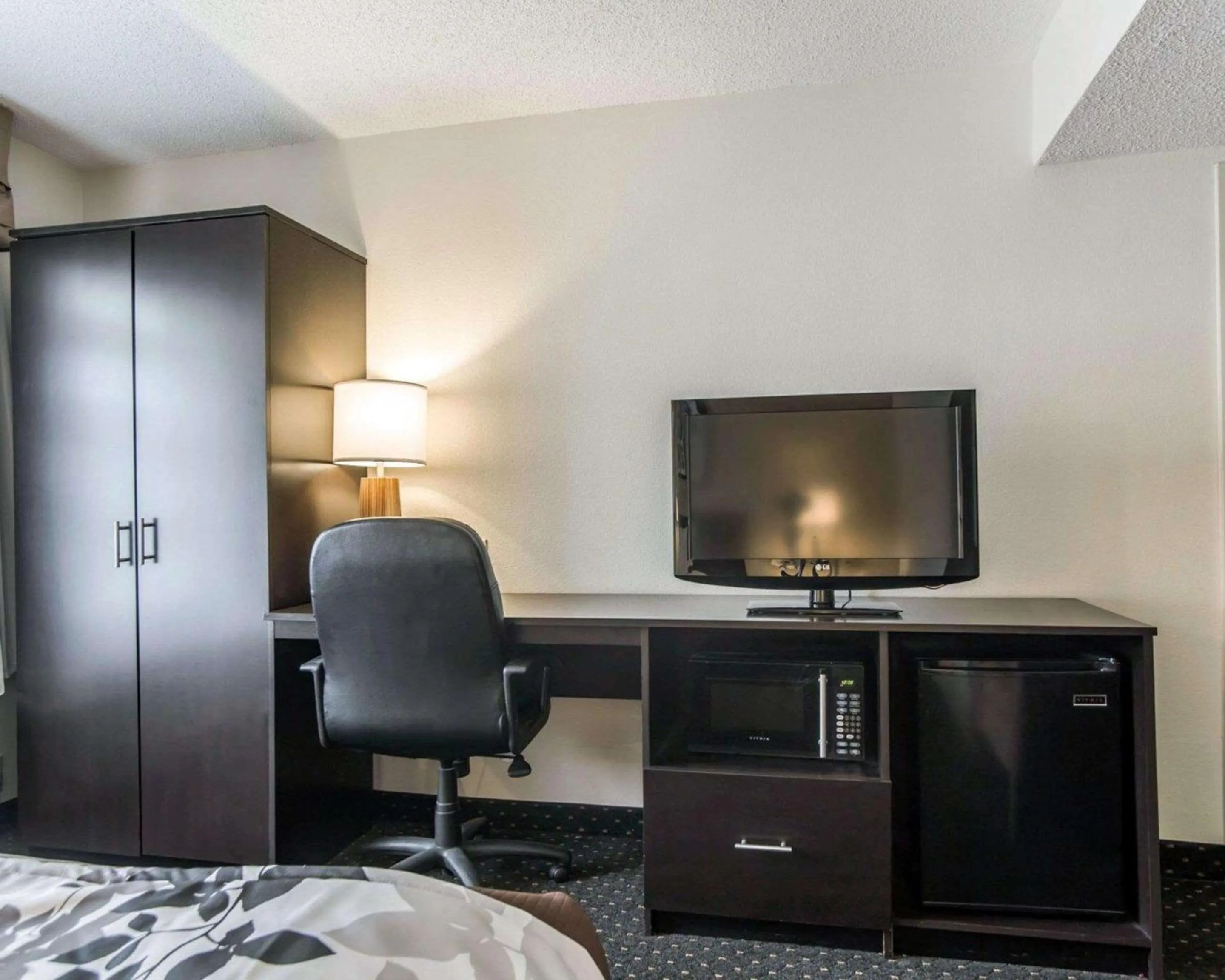 Bedroom, Bed in Sleep Inn Florence North