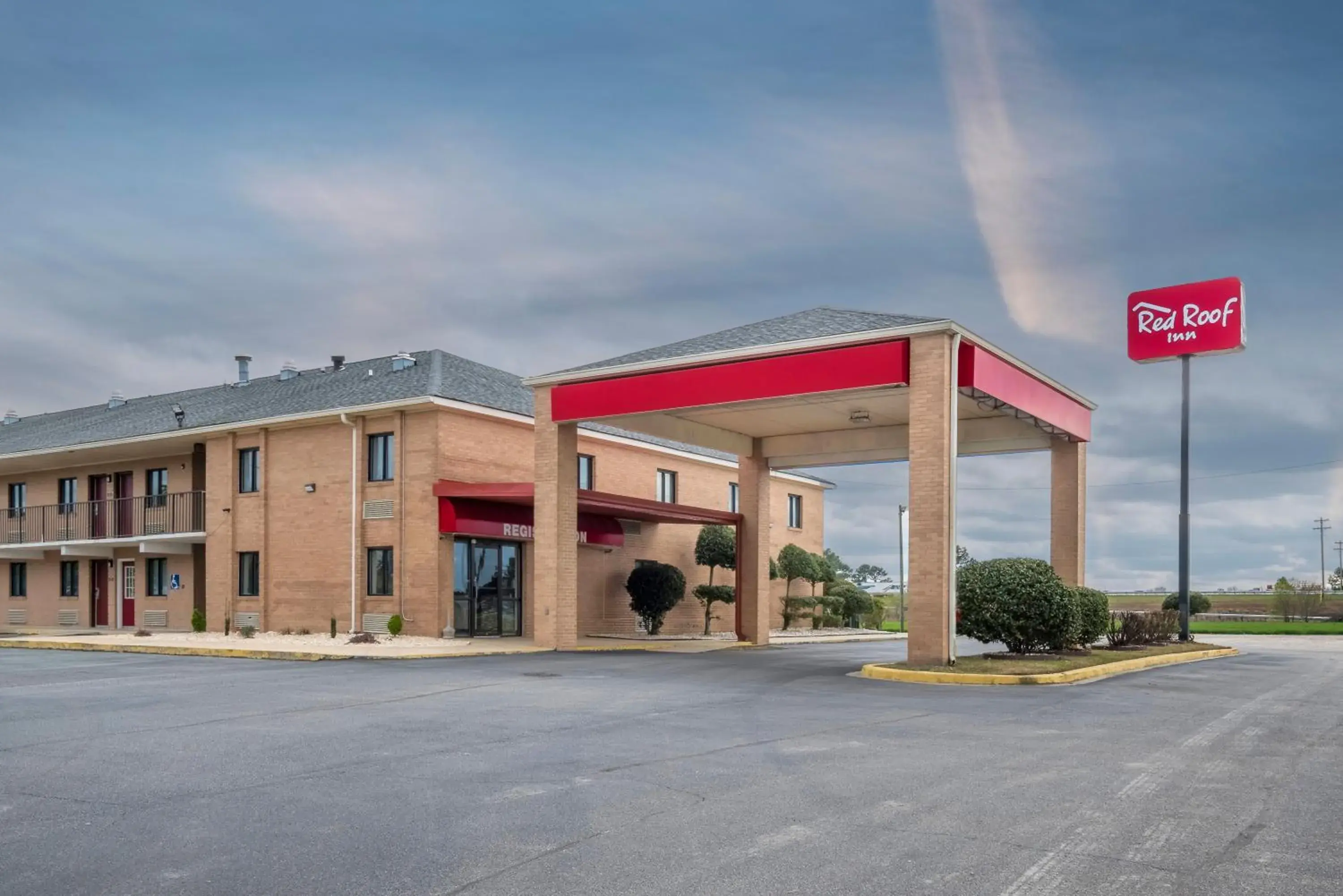 Property building in Red Roof Inn Bishopville Property building in Red Roof Inn Bishopville