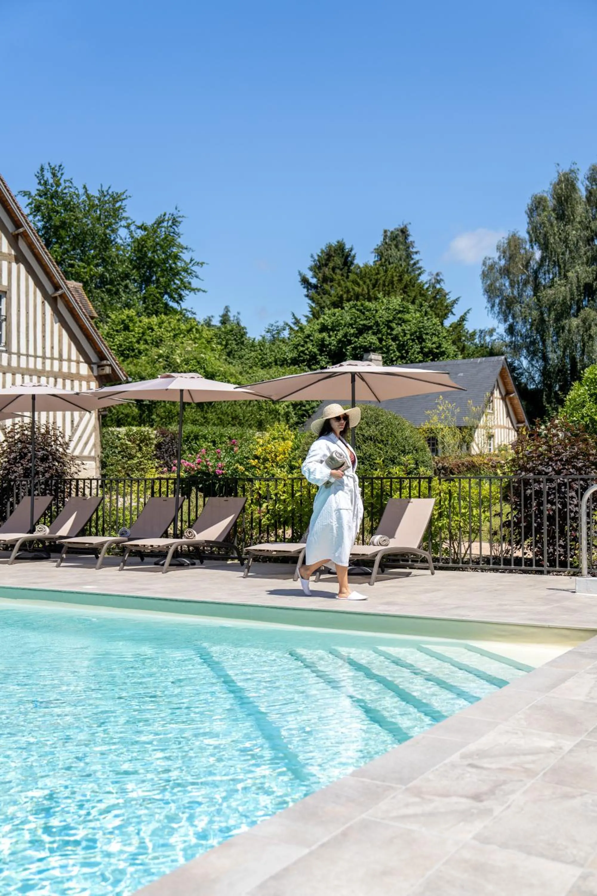 Swimming pool in Les Manoirs des Portes de Deauville - Small Luxury Hotel Of The World
