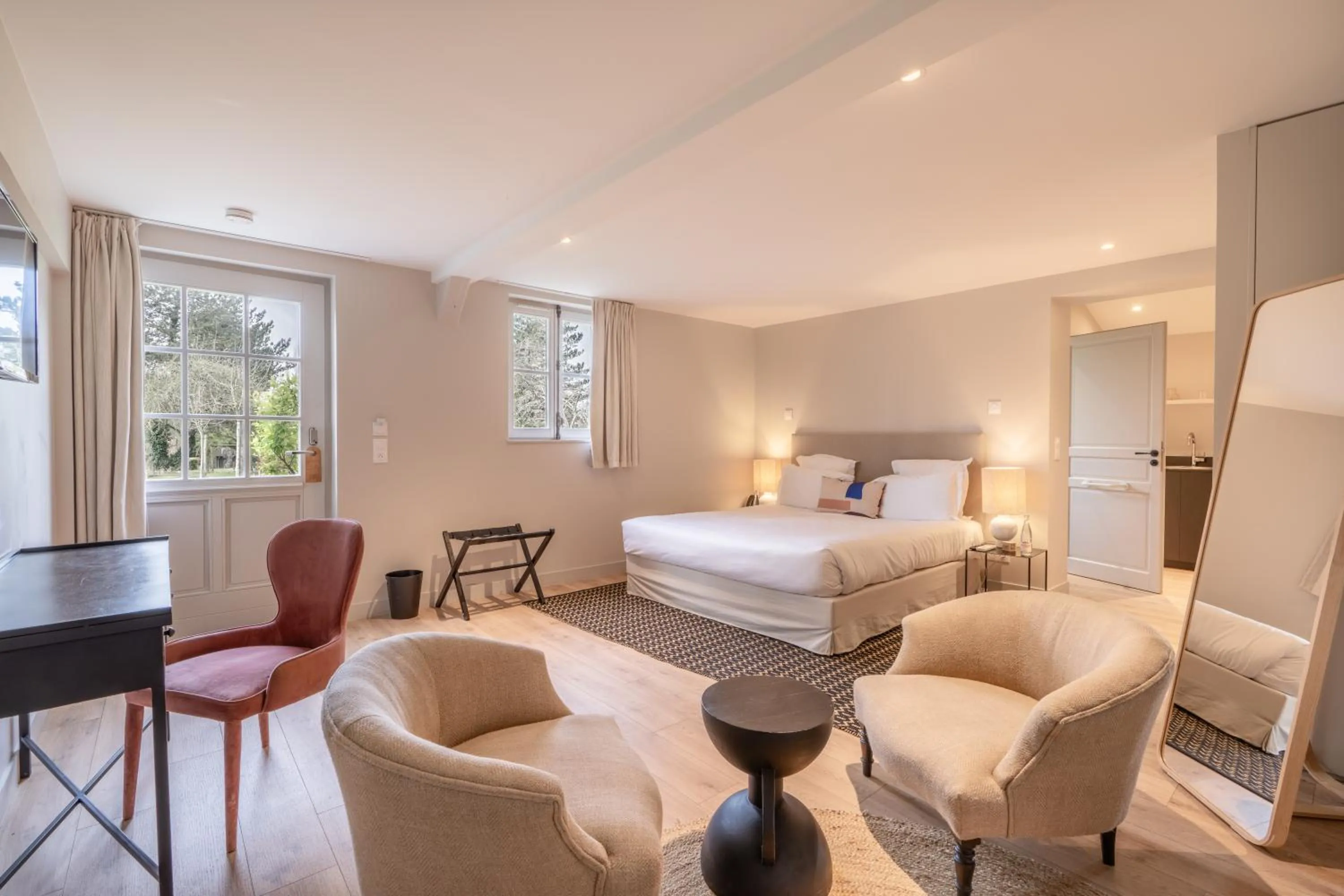 Bedroom, Bed in Les Manoirs des Portes de Deauville - Small Luxury Hotel Of The World
