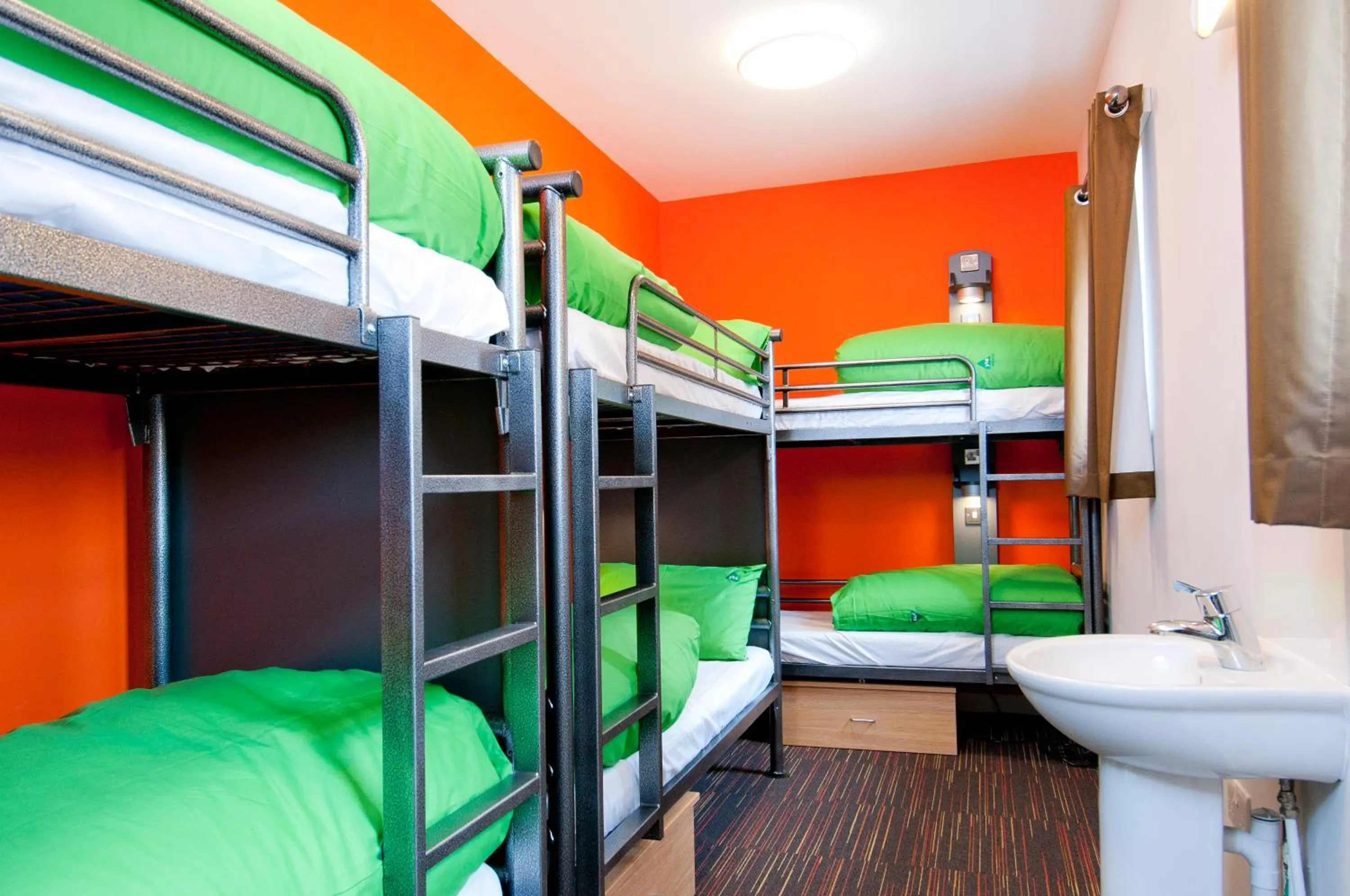 Bedroom, Bed in YHA South Downs