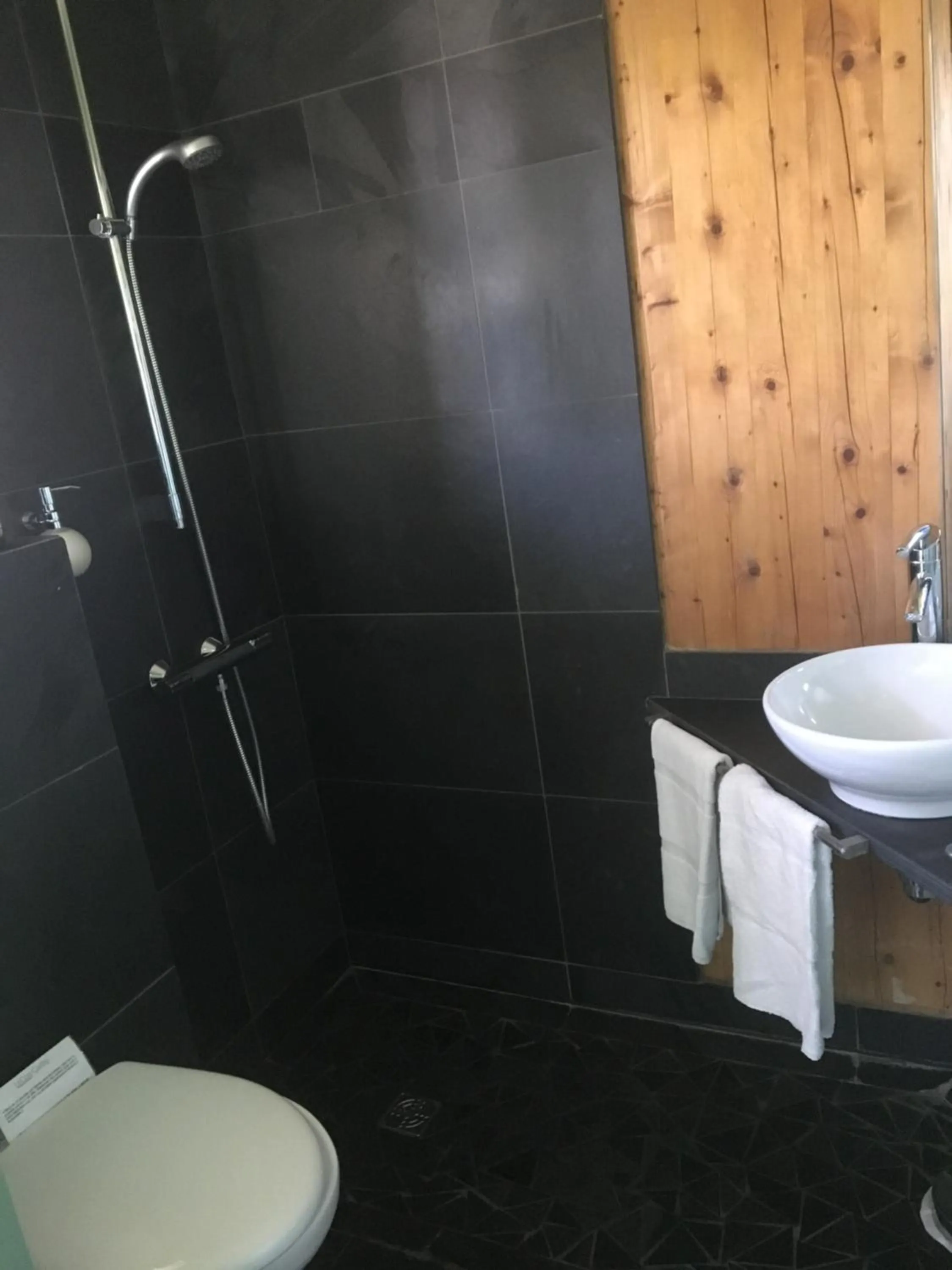 Bathroom in Lecoq Gadby