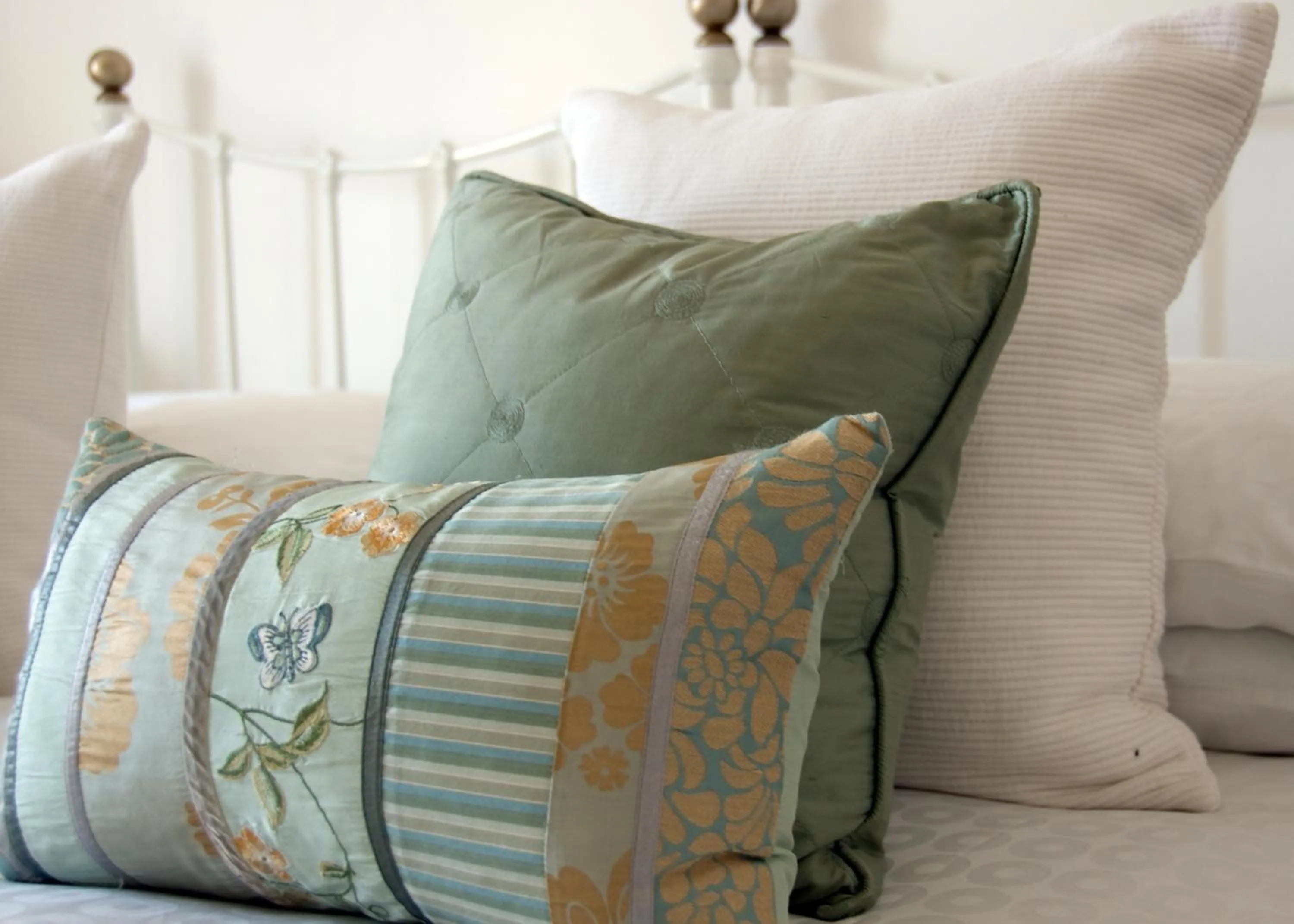 Decorative detail, Bed in Onefifty