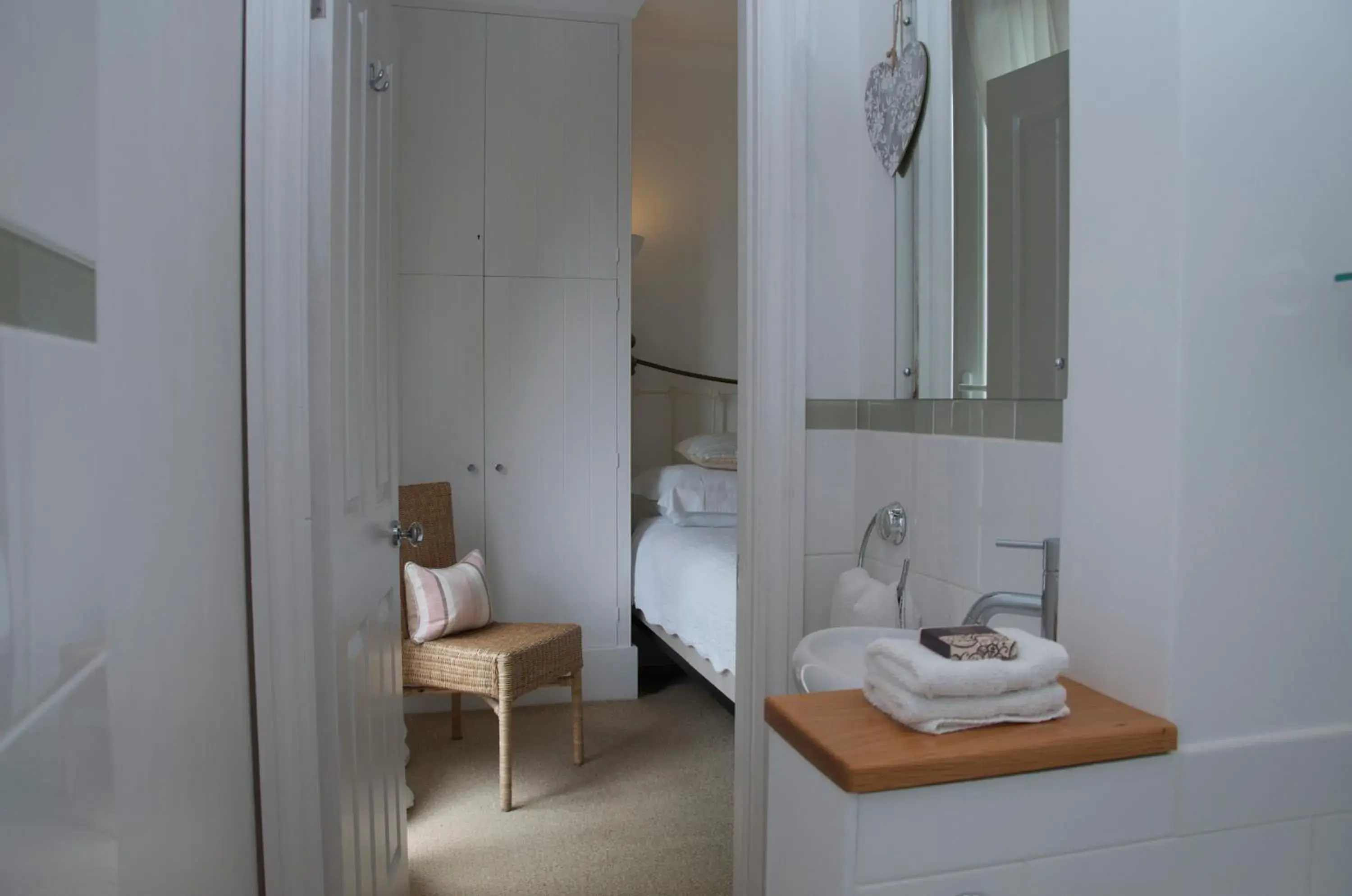 Double Room - single occupancy in Onefifty Double Room - single occupancy in Onefifty