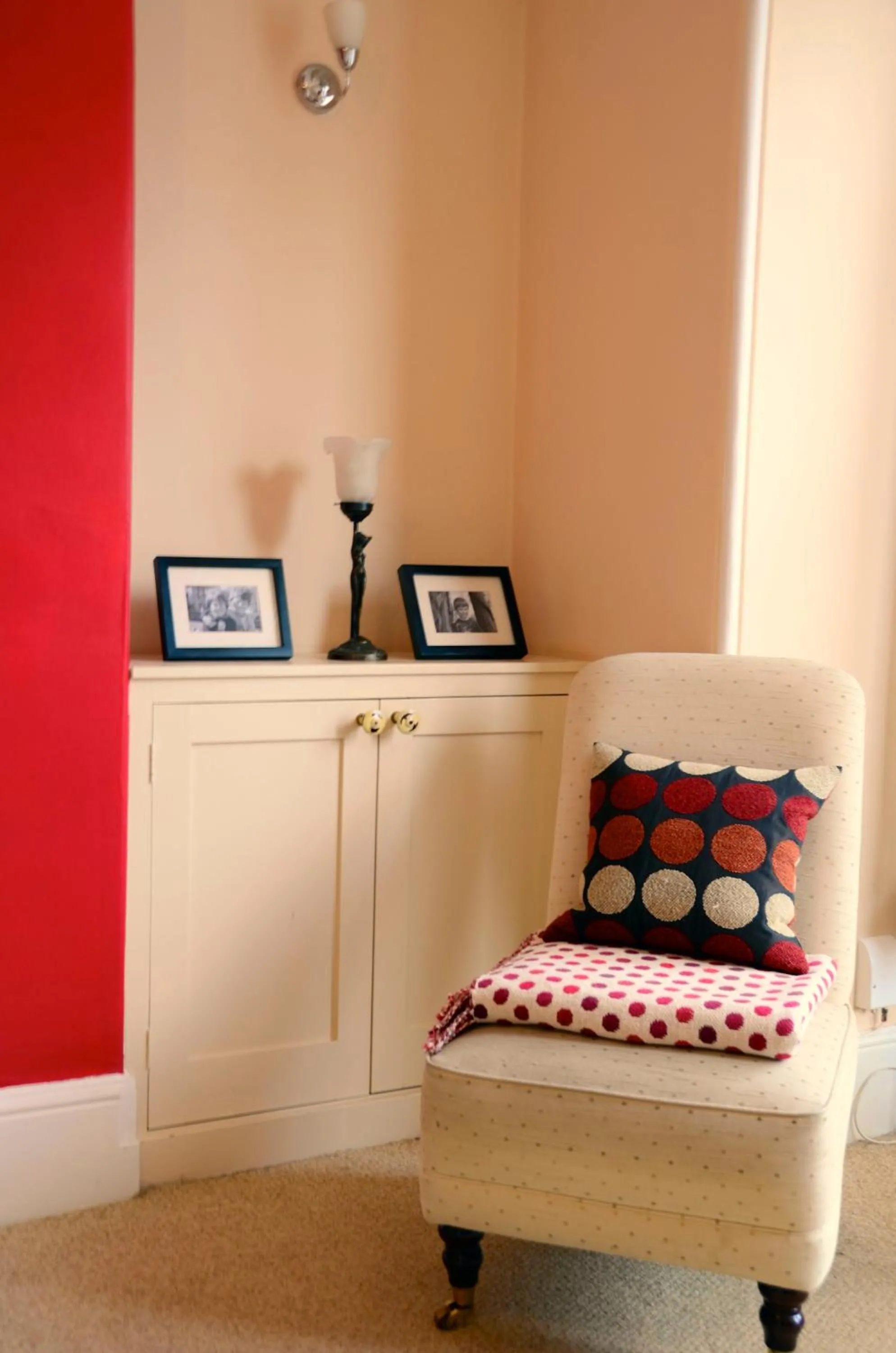 Decorative detail, Bed in Onefifty