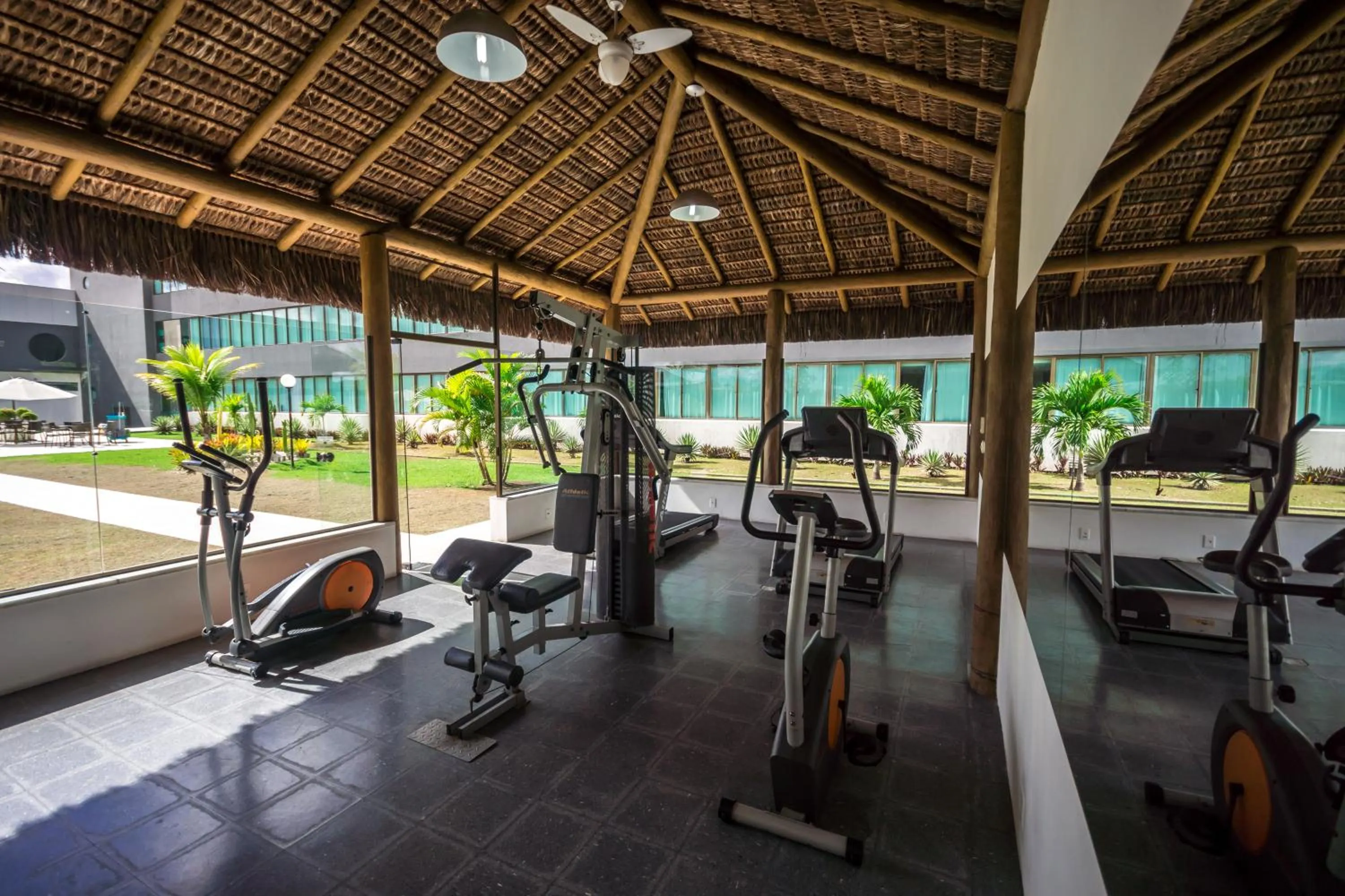 Fitness centre/facilities in Cambuci Hotel