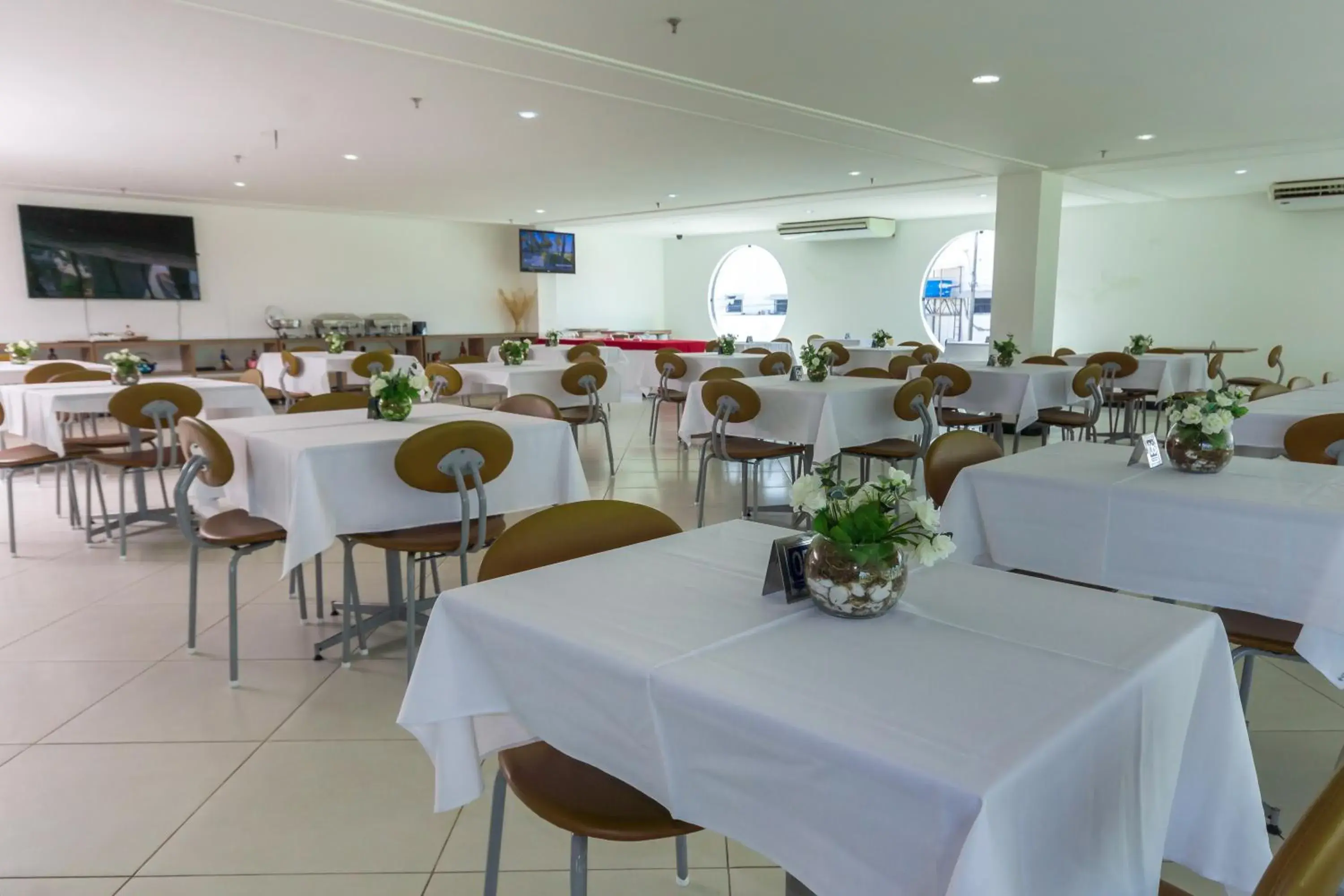 Restaurant/places to eat in Cambuci Hotel Restaurant/places to eat in Cambuci Hotel