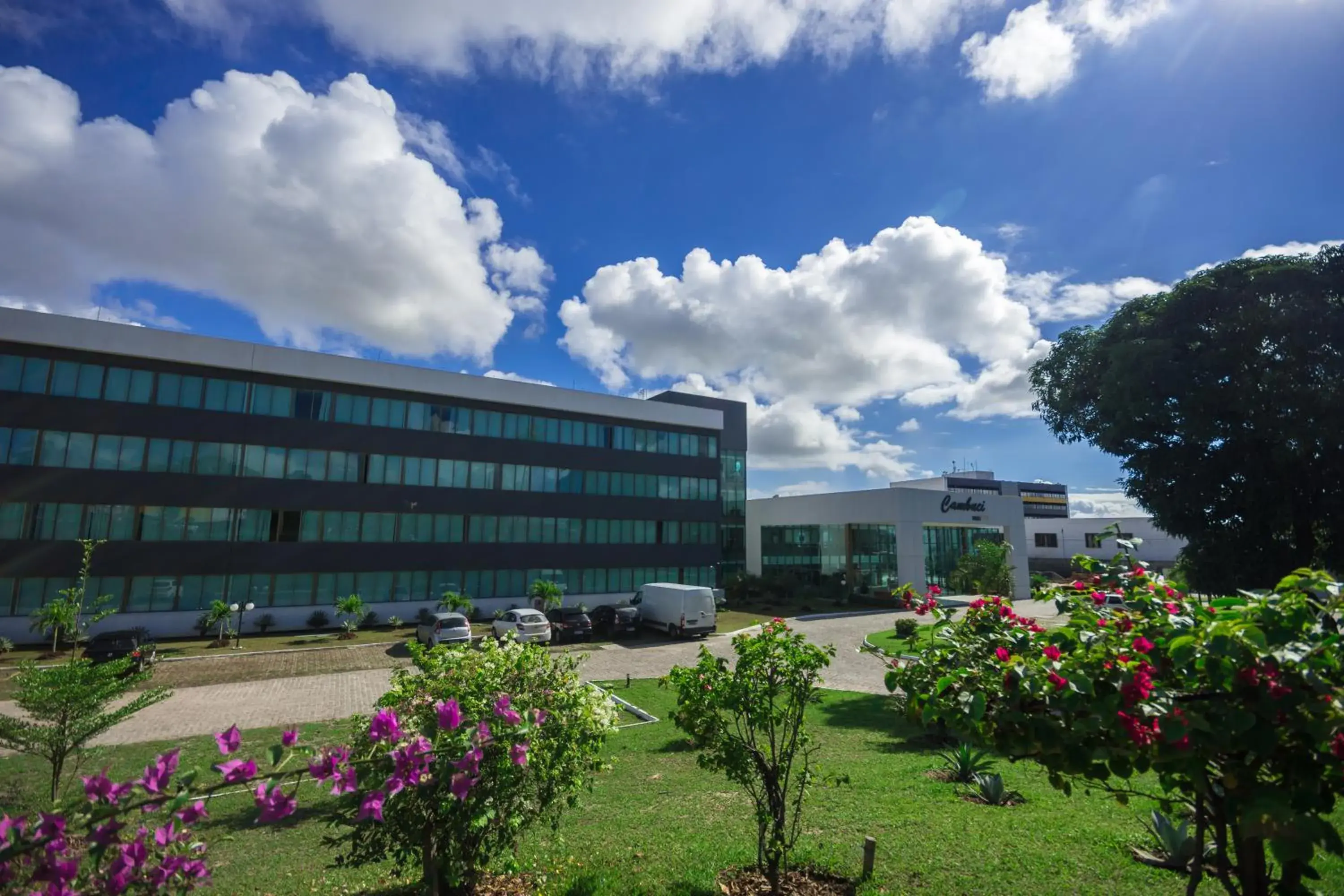 Property building in Cambuci Hotel Property building in Cambuci Hotel