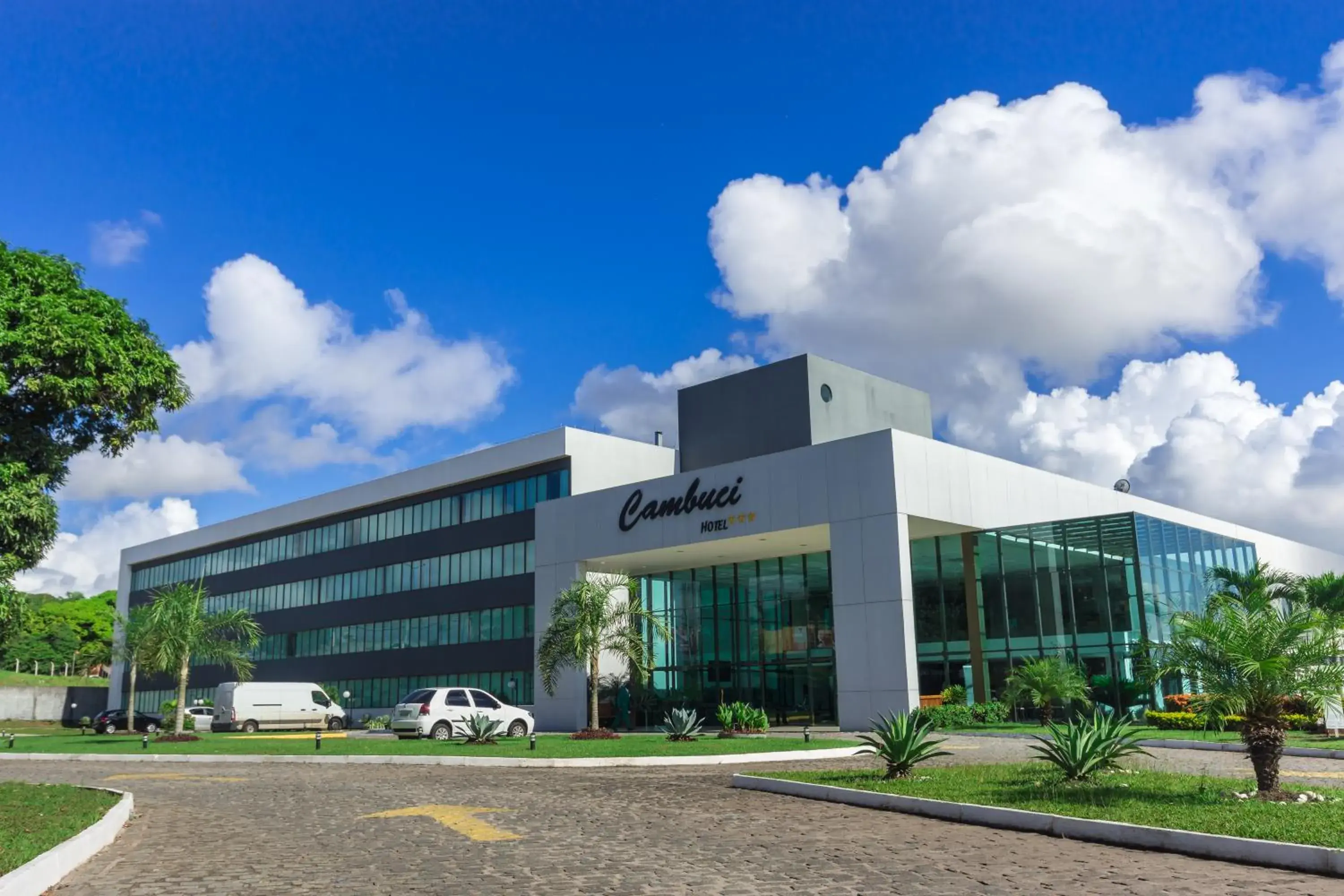 Facade/entrance in Cambuci Hotel Facade/entrance in Cambuci Hotel