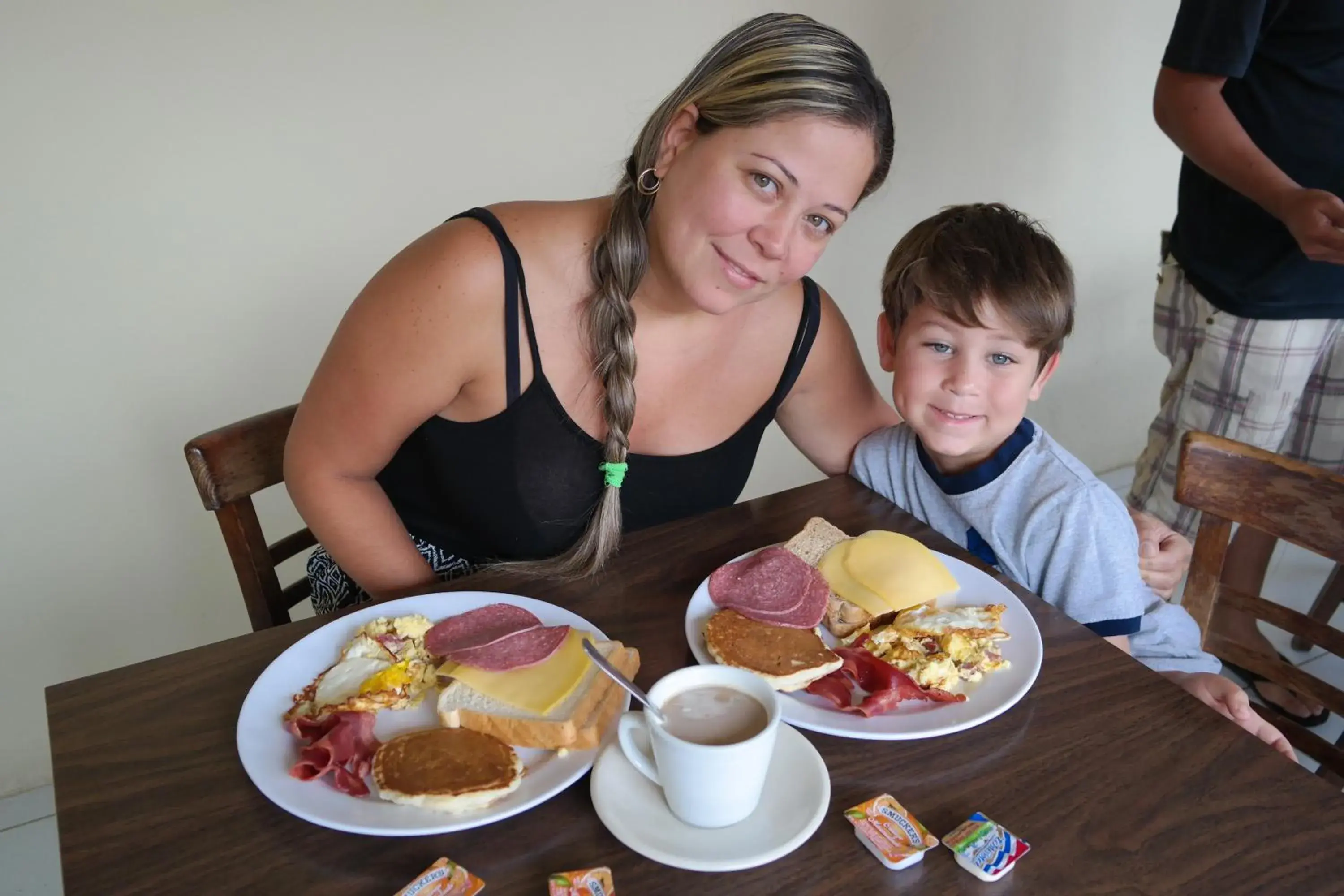 Restaurant/places to eat in Coconut Inn Restaurant/places to eat in Coconut Inn