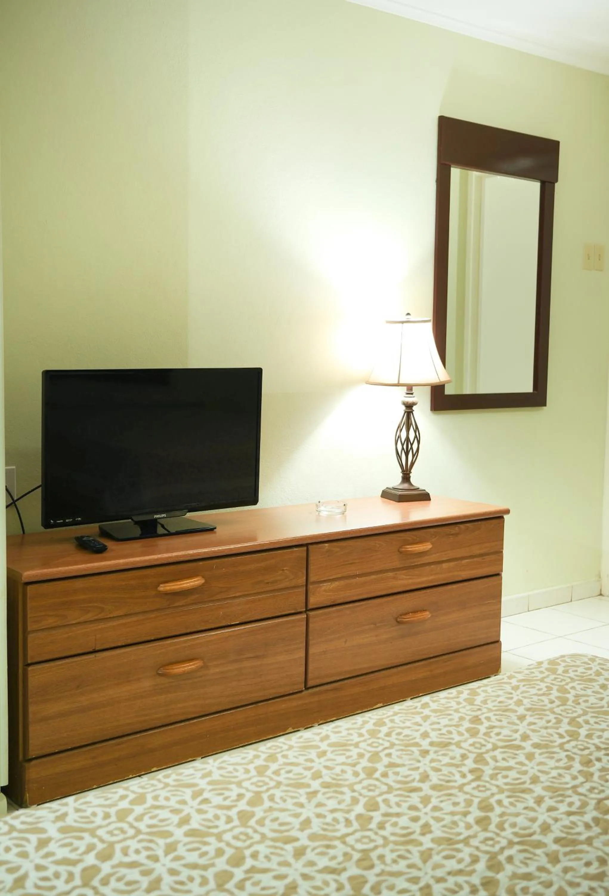 Photo of the whole room in Coconut Inn