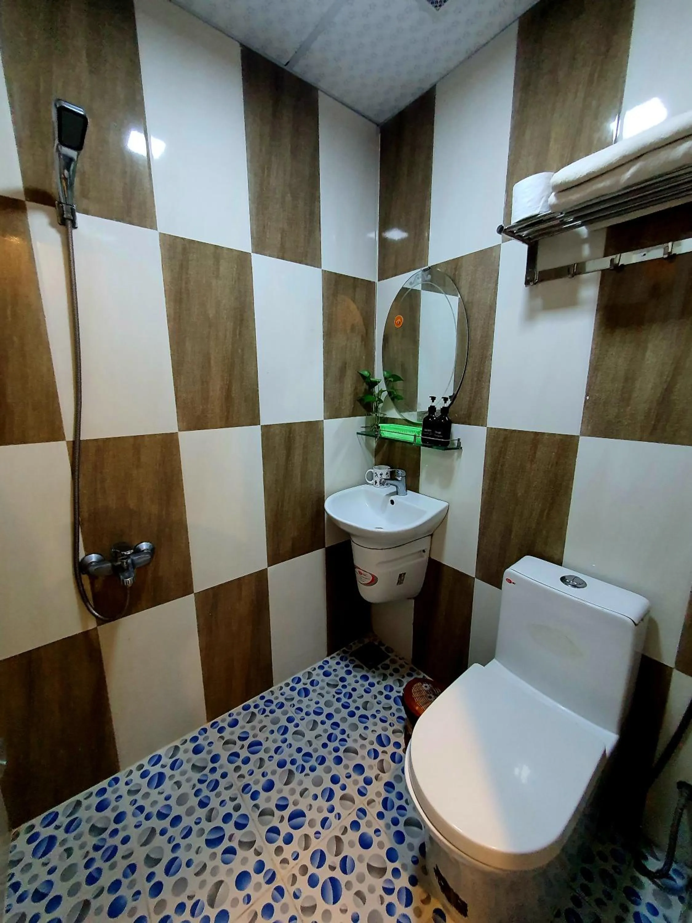 Shower in Sông Suối Homestay