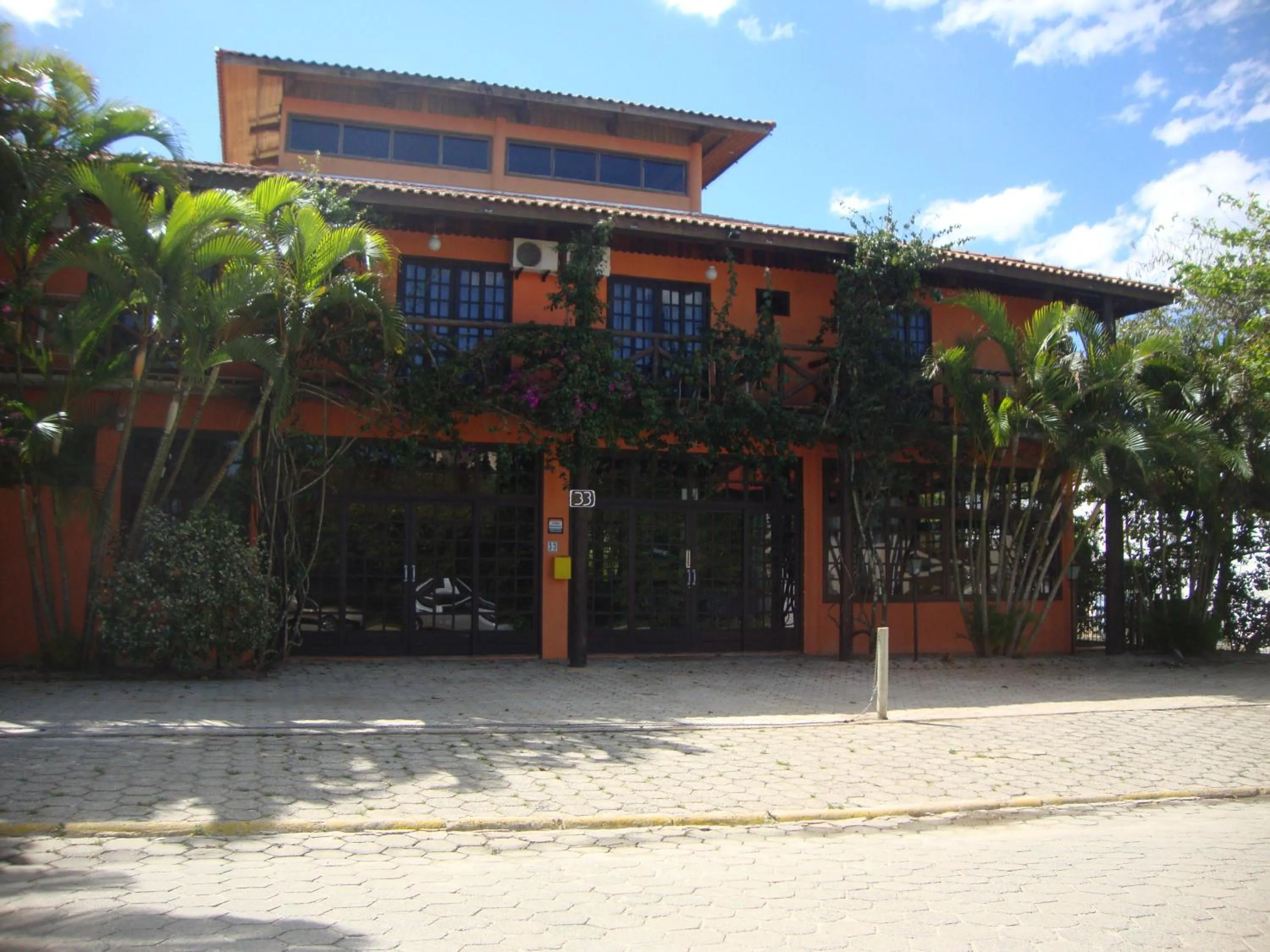 Facade/entrance in Pousada Canto Grande
