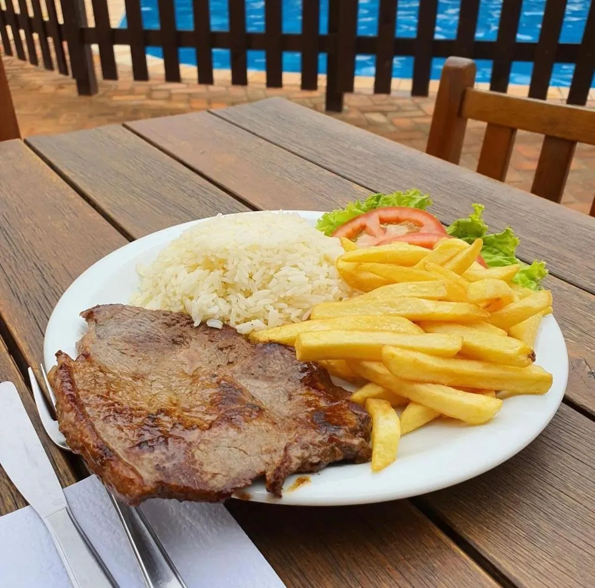 Restaurant/places to eat in Pousada Canto Grande