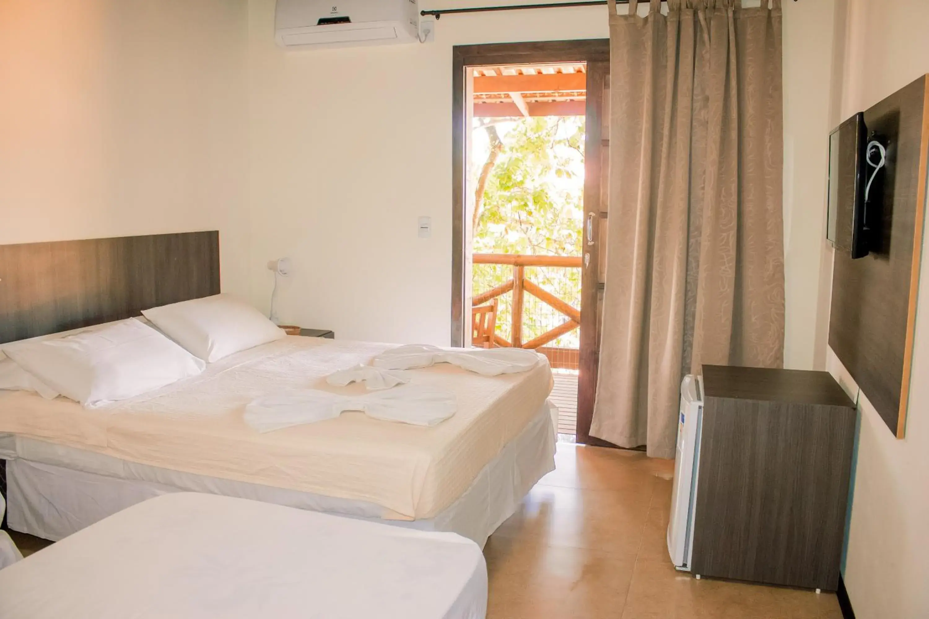 Superior Quadruple Room in Pousada Canto Grande Superior Quadruple Room in Pousada Canto Grande