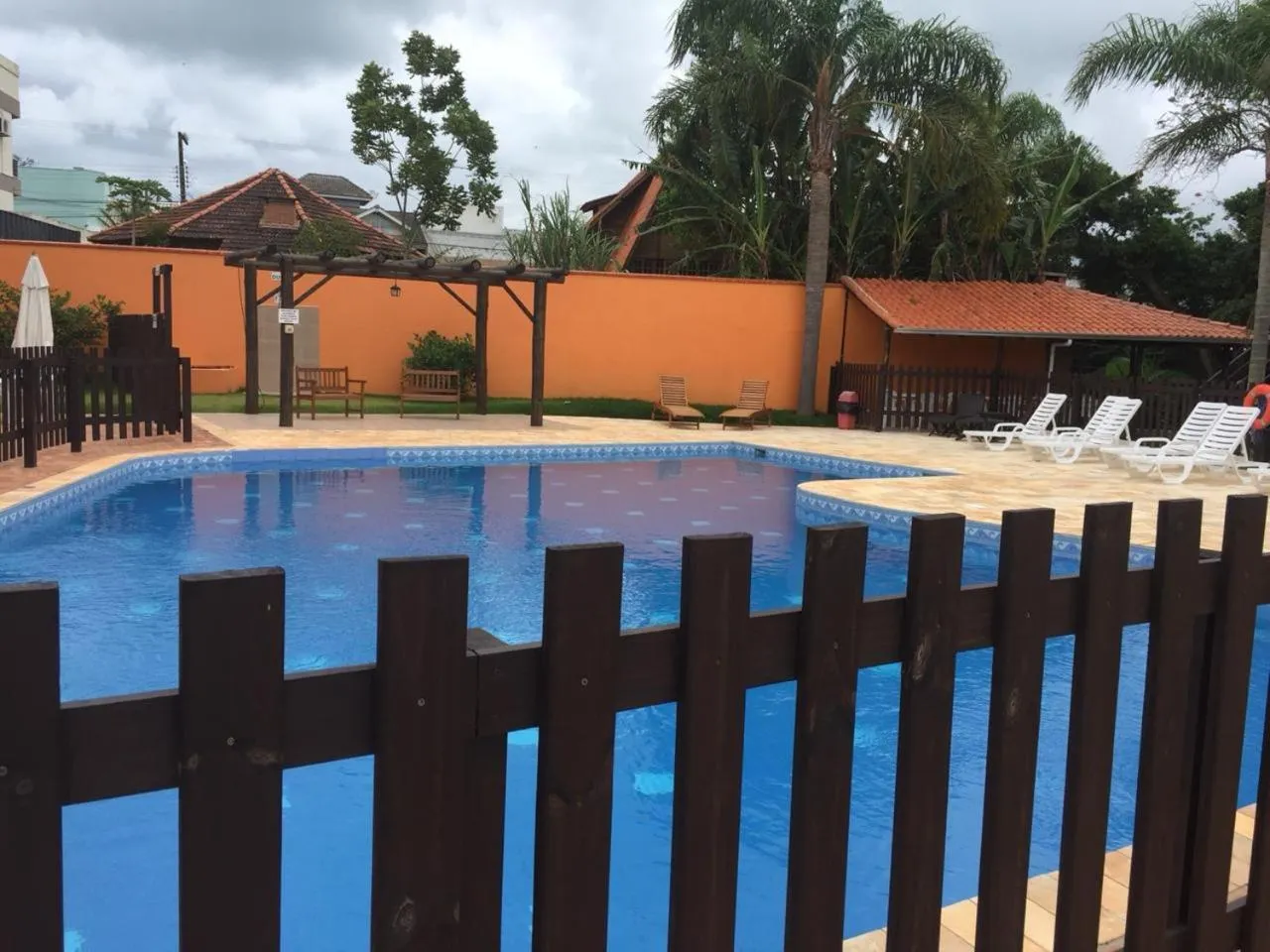 Swimming pool in Pousada Canto Grande