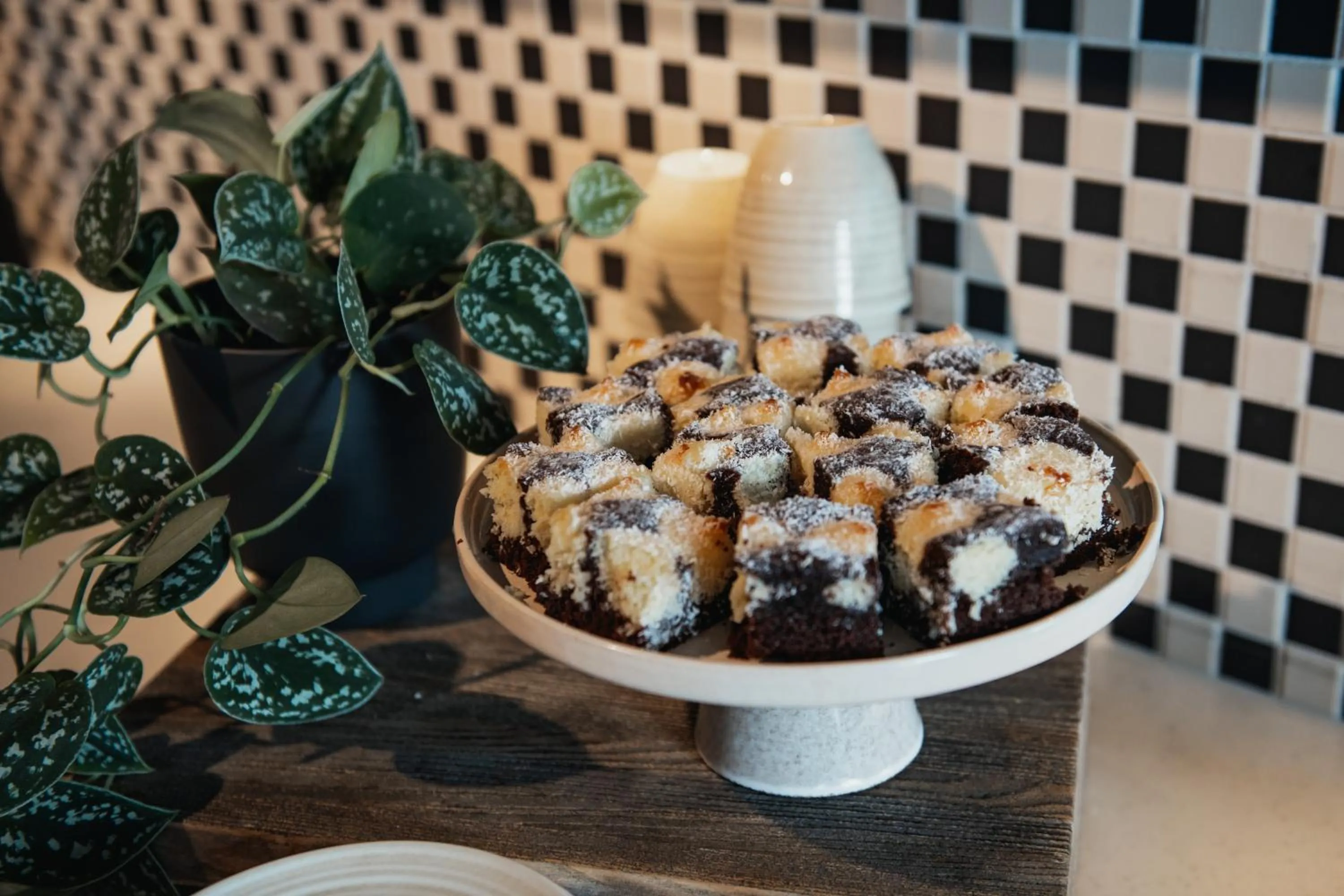 Restaurant/places to eat in Home Hotel Magasinet