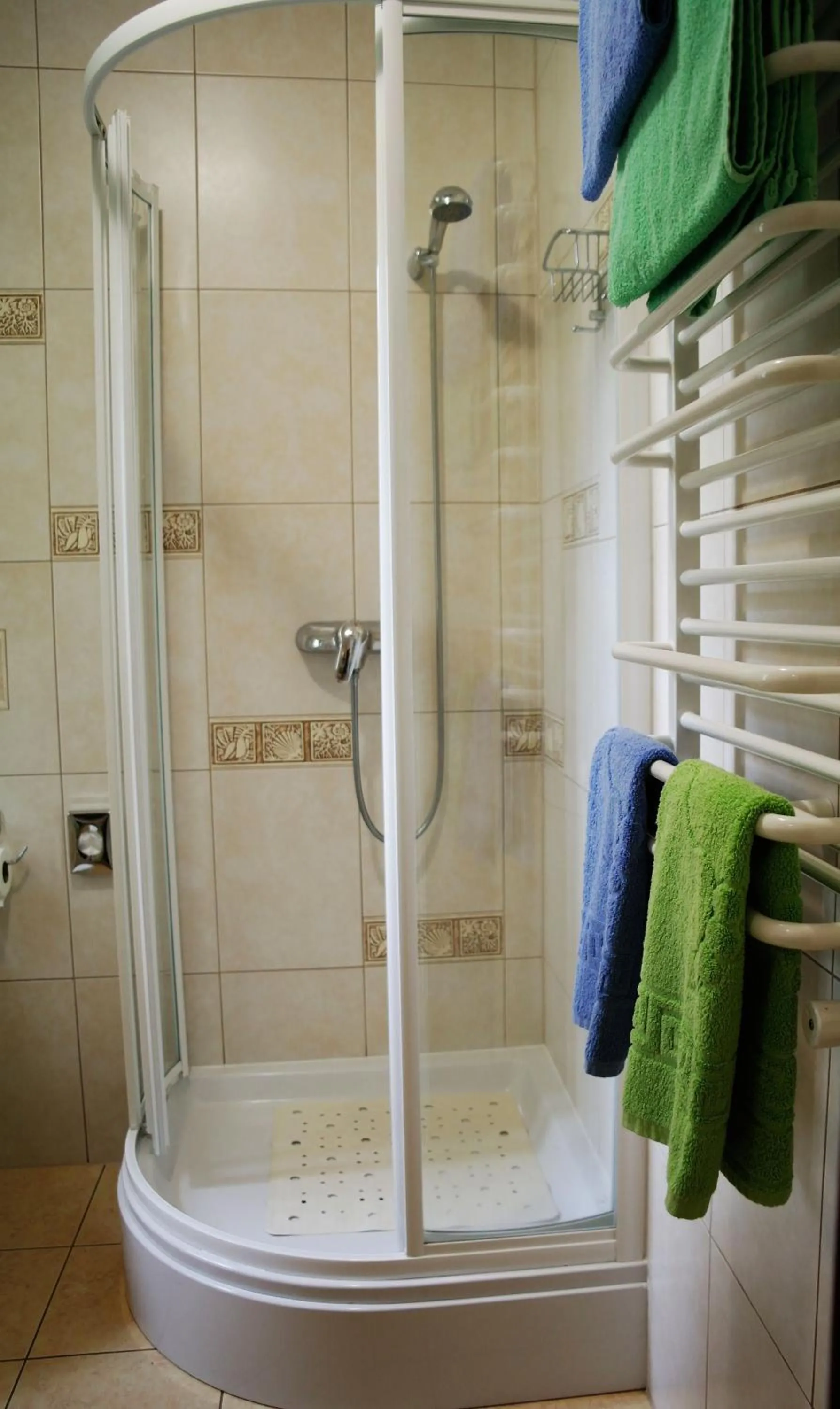 Shower in Villa Iris