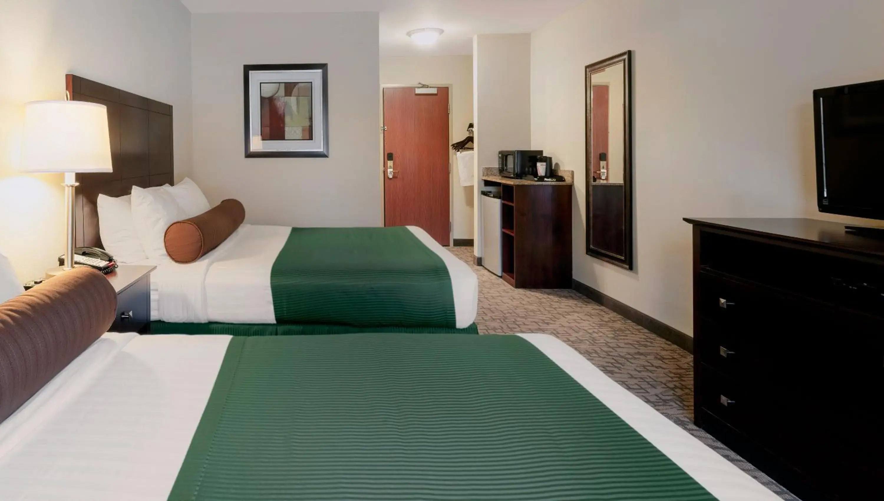Bed in Cobblestone Inn & Suites - Durand Bed in Cobblestone Inn & Suites - Durand