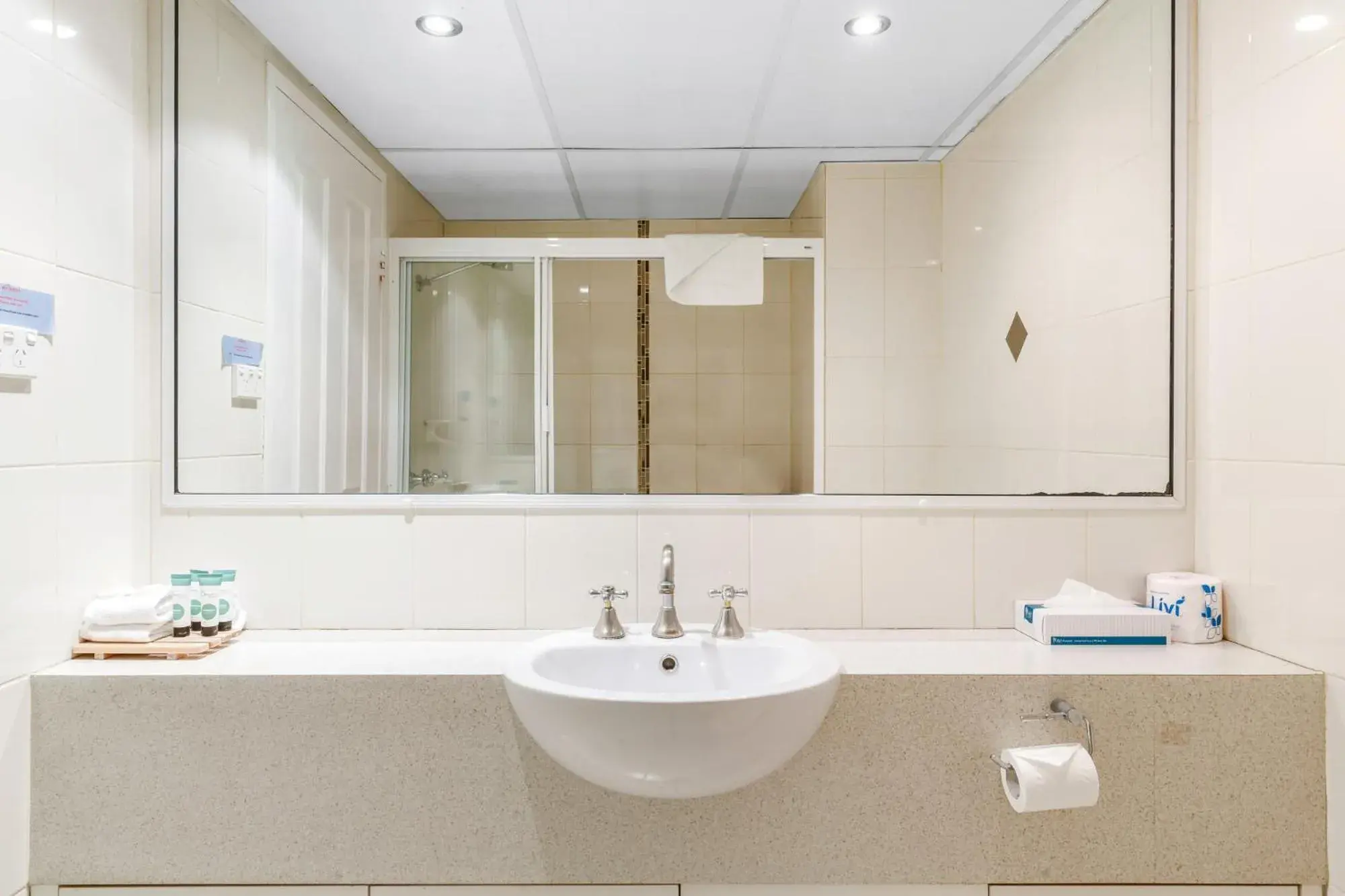 Shower in Bayview Tower Shower in Bayview Tower