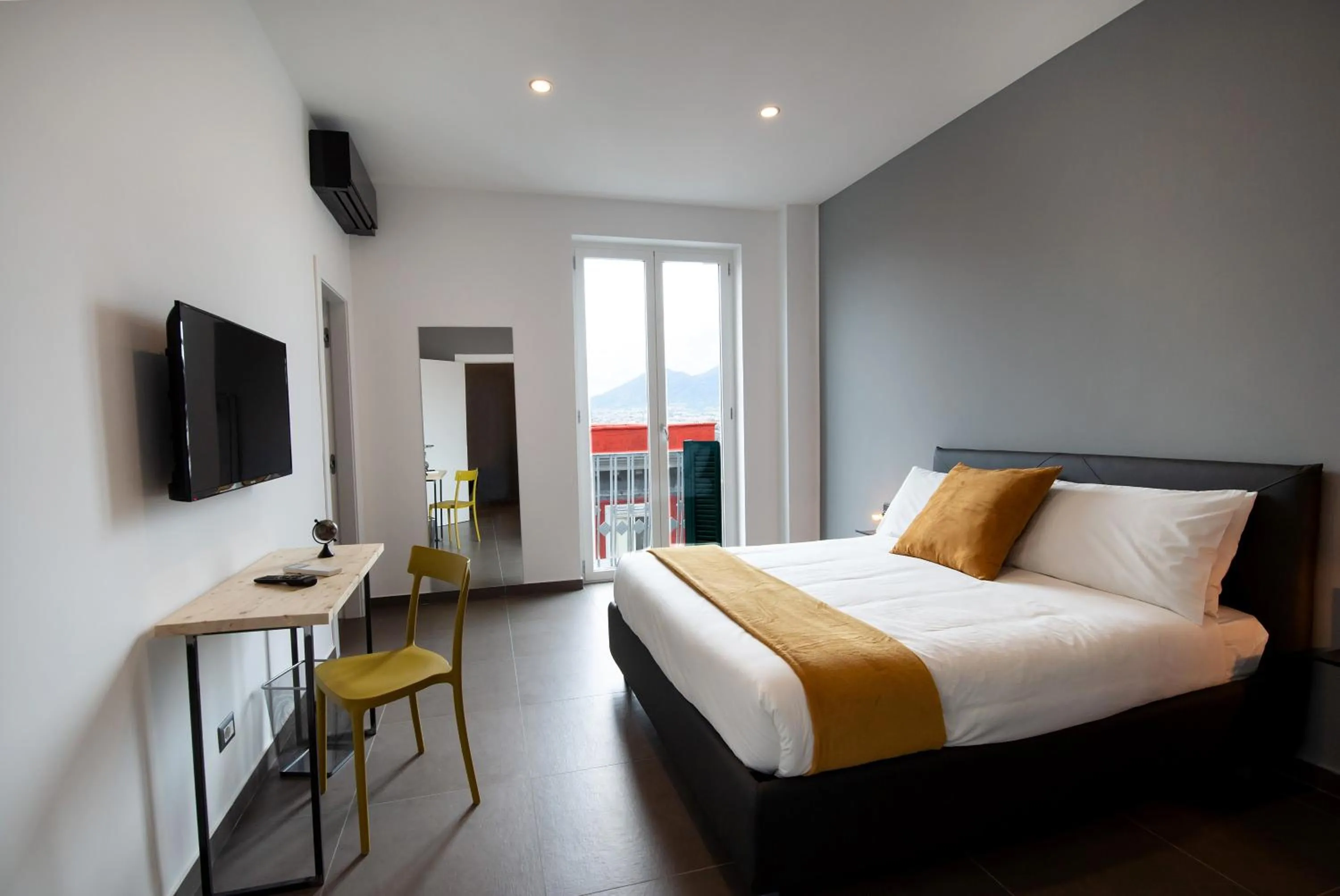 Bed in GB Vesuvius Napoli