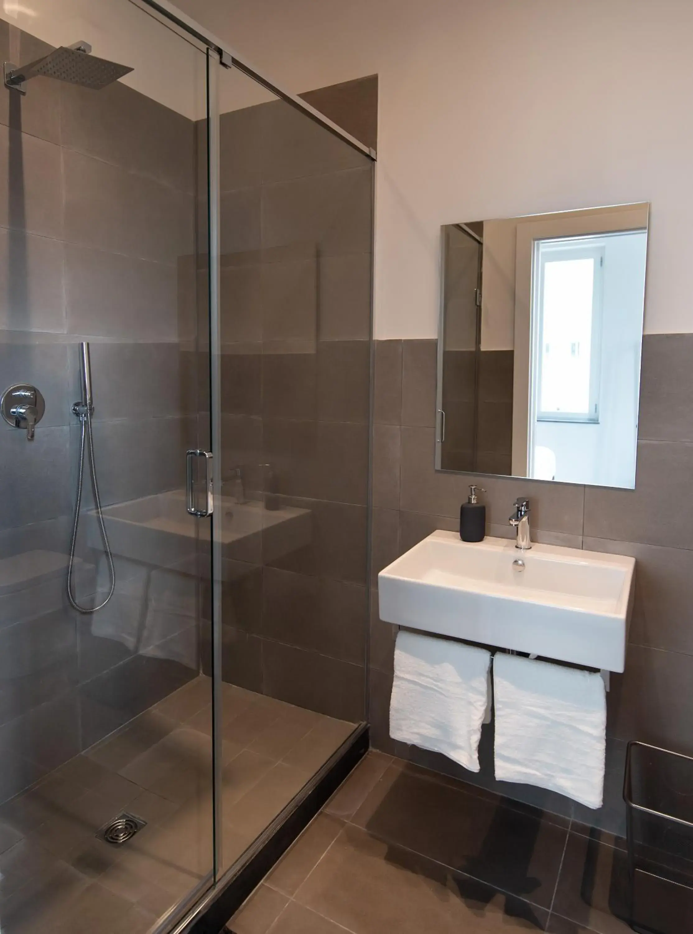 King Room with Balcony in GB Vesuvius Napoli King Room with Balcony in GB Vesuvius Napoli