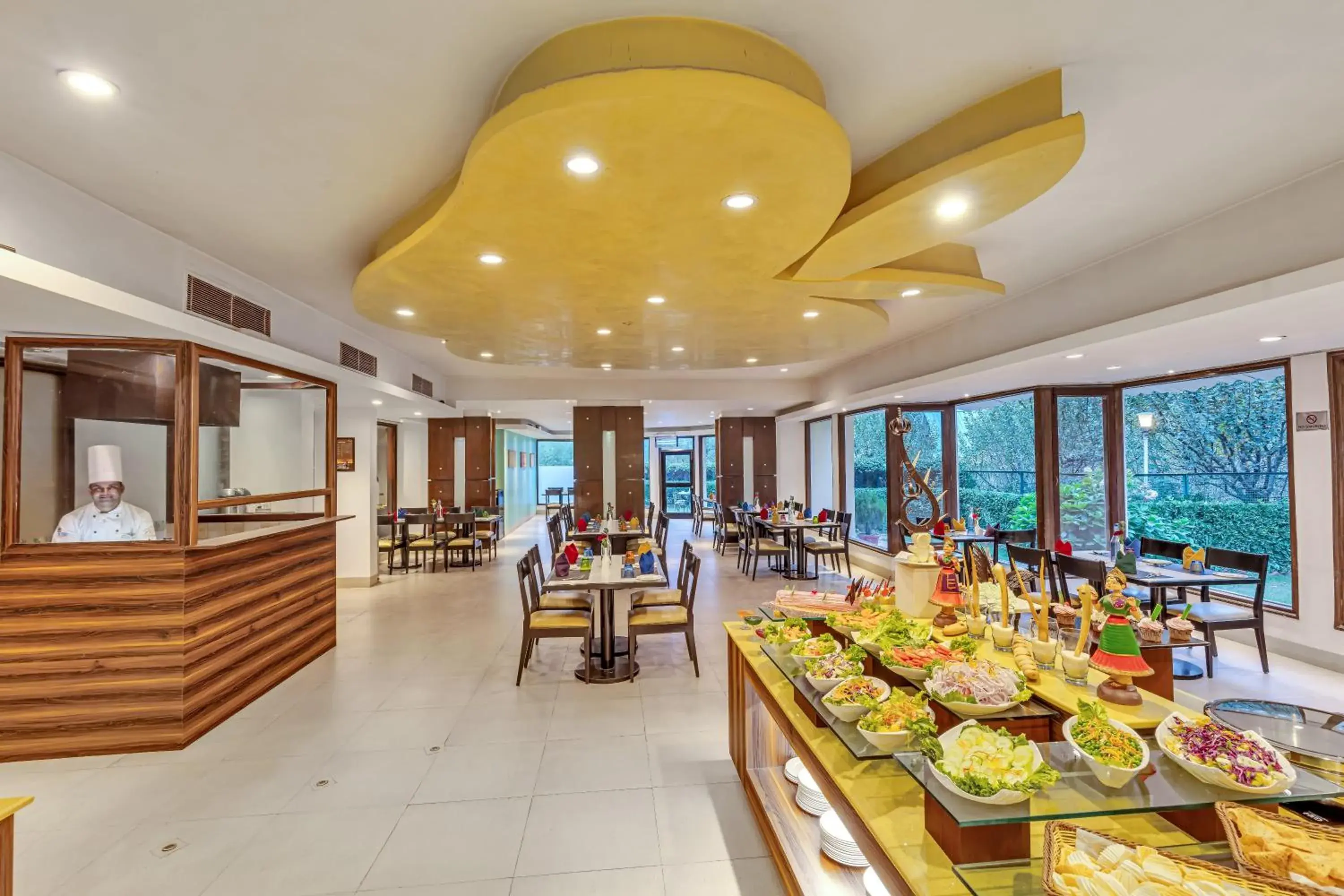 Restaurant/places to eat in Club Mahindra Snow Peaks Manali Restaurant/places to eat in Club Mahindra Snow Peaks Manali