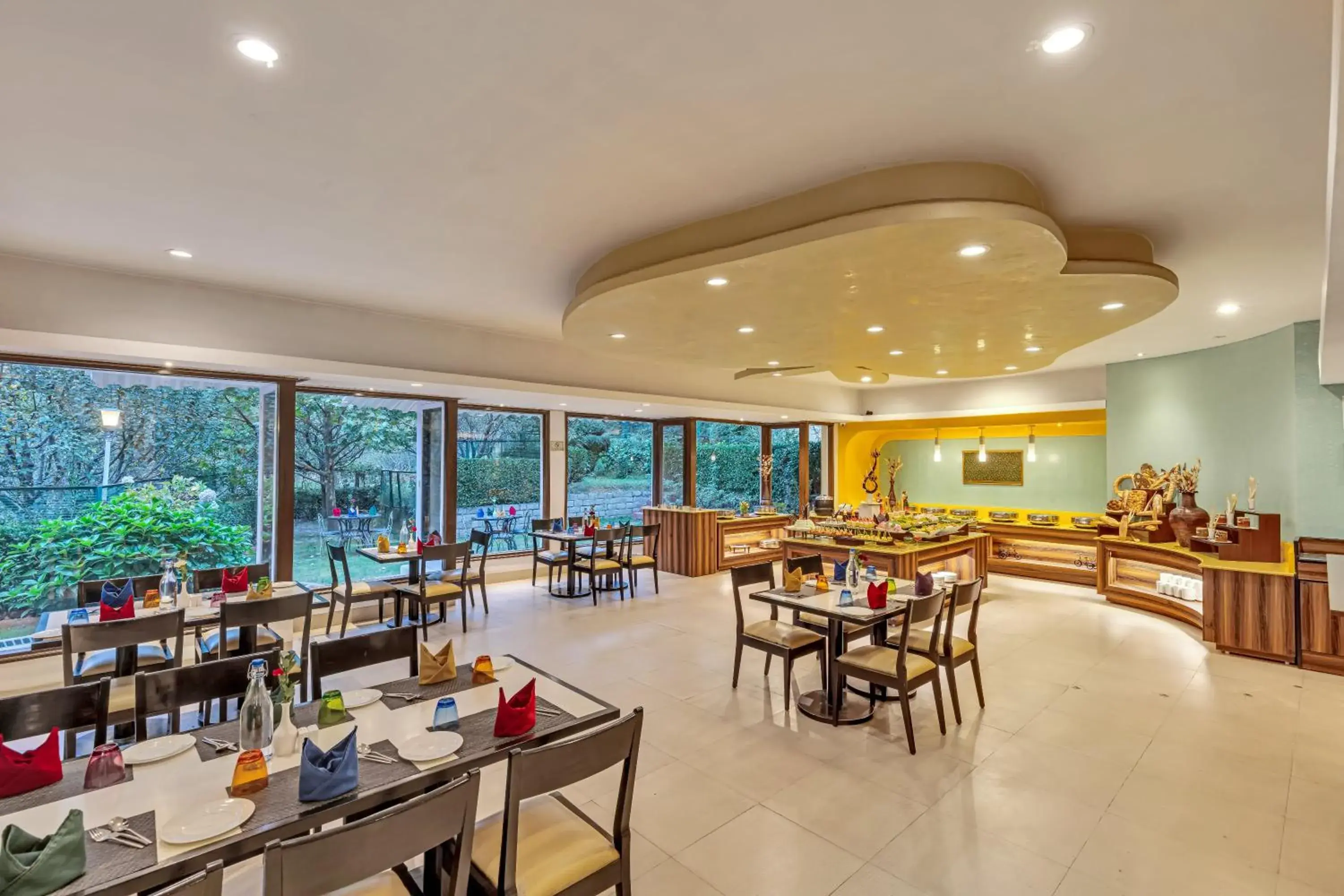 Restaurant/places to eat in Club Mahindra Snow Peaks Manali Restaurant/places to eat in Club Mahindra Snow Peaks Manali