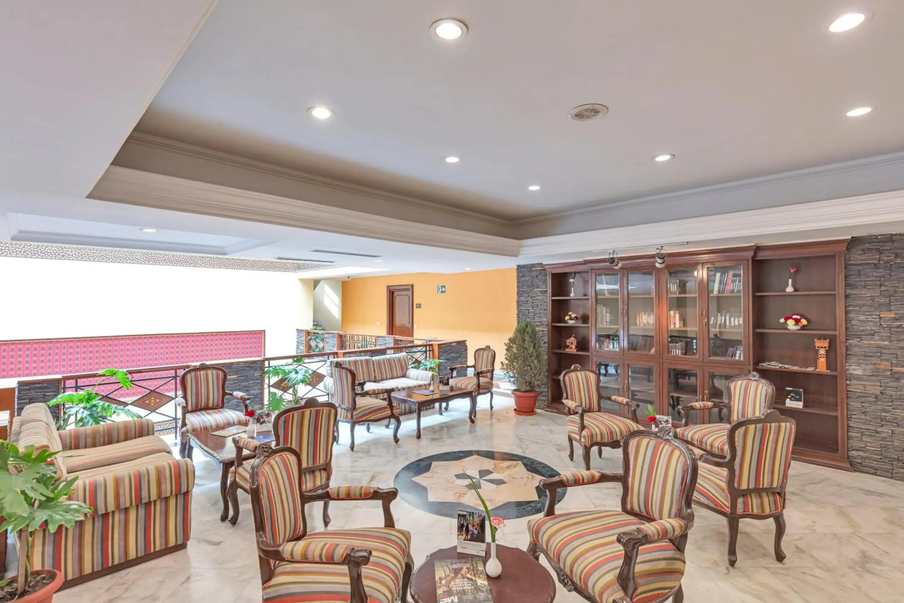 Lounge or bar in Club Mahindra Snow Peaks Manali Lounge or bar in Club Mahindra Snow Peaks Manali