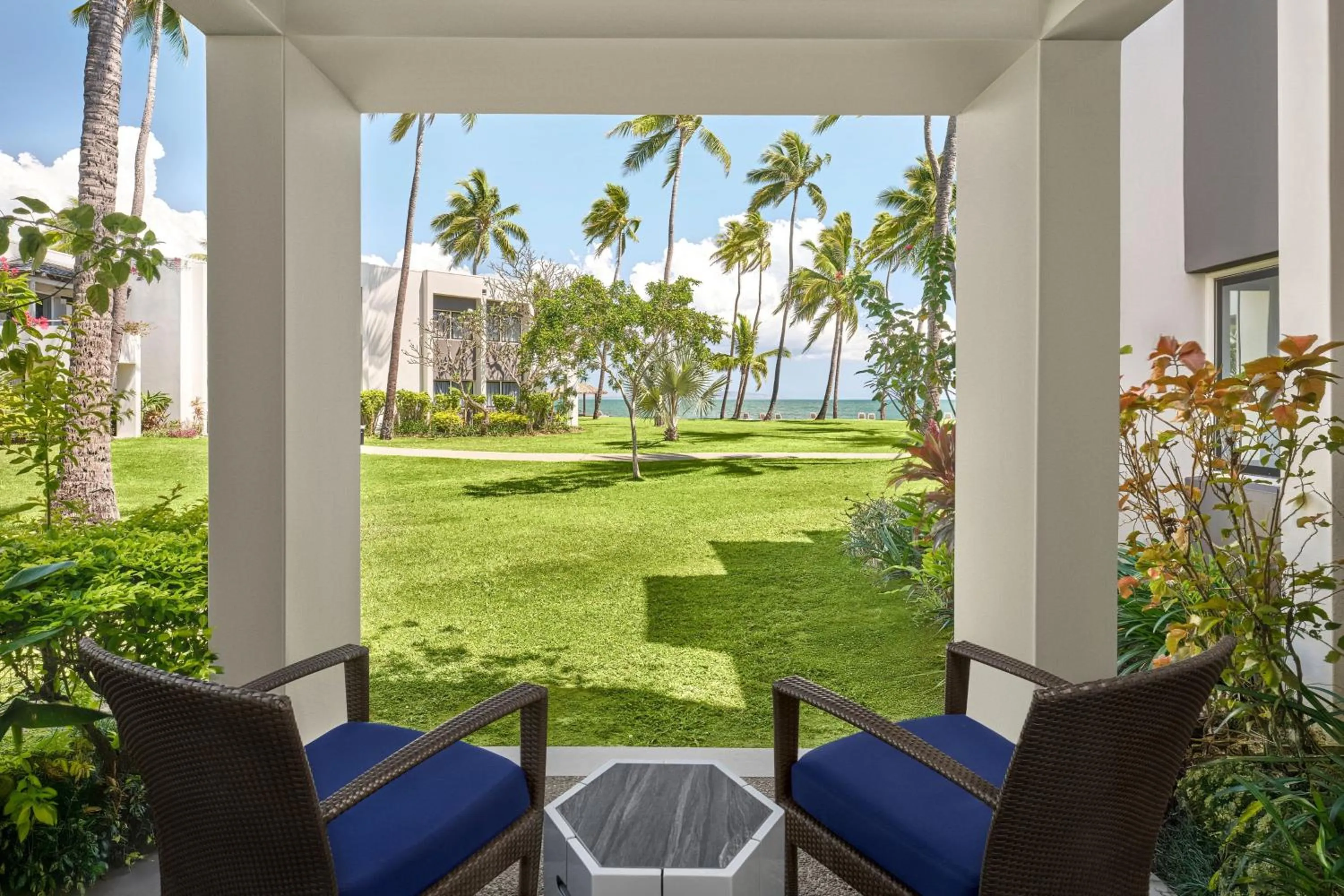 Photo of the whole room in Sheraton Fiji Golf & Beach Resort