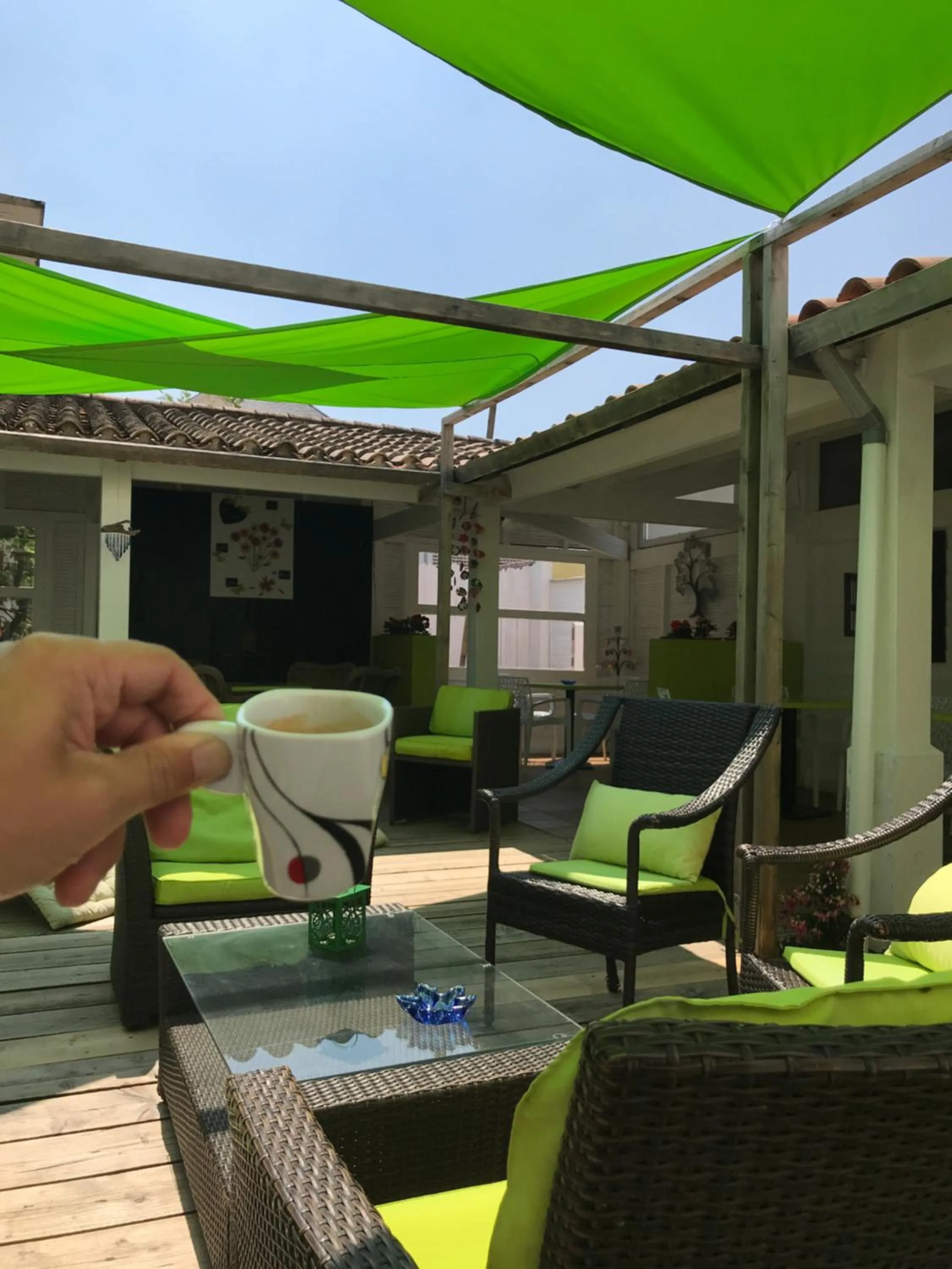 Patio in Hotel La Cote Oceane- Bureau- 250 m plage