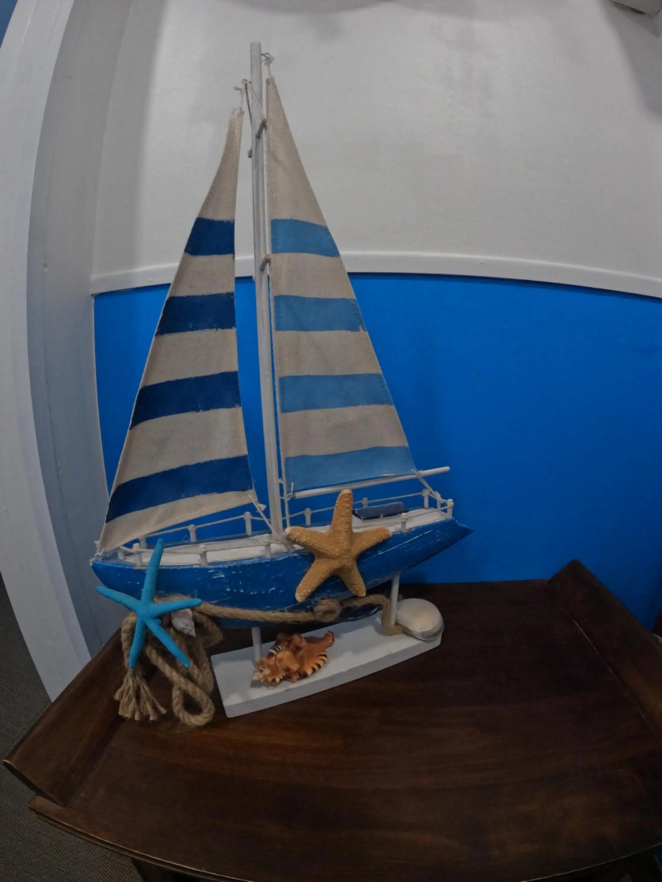 Decorative detail in Hotel La Cote Oceane- Bureau- 250 m plage