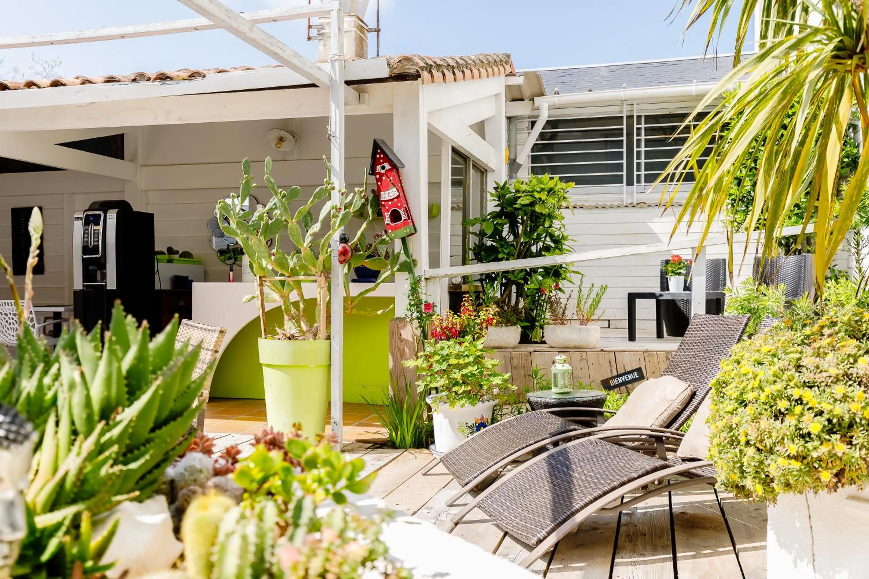 Patio in Hotel La Cote Oceane - Saint Jean de Monts