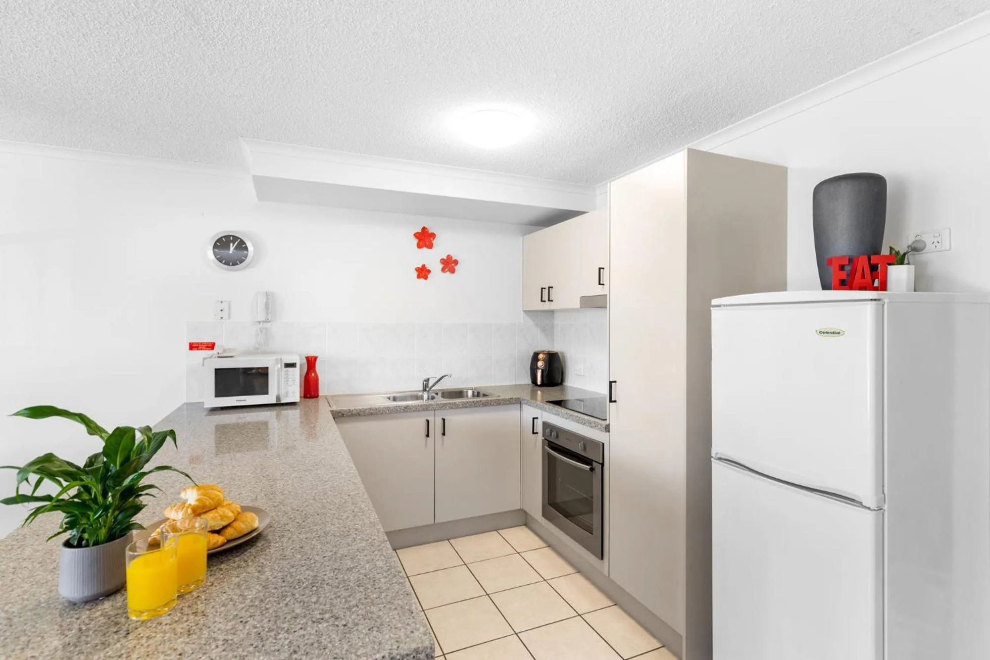 kitchen in Paradis Pacifique